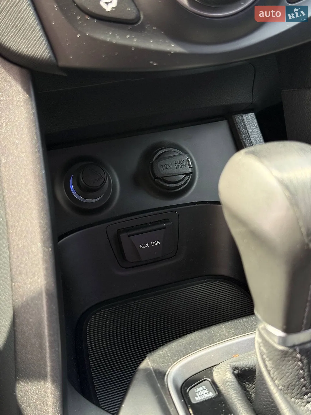 2013 Hyundai Santa Fe - мініатюра 17