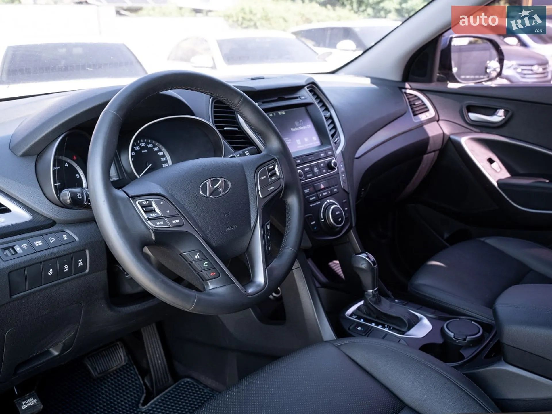 2015 Hyundai Santa Fe - мініатюра 19