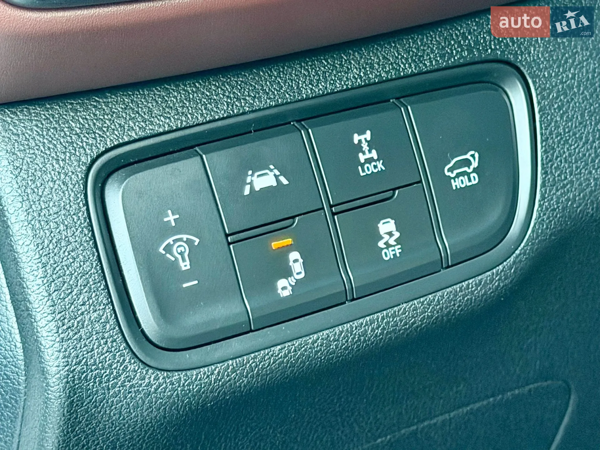 2018 Hyundai Santa Fe - мініатюра 29