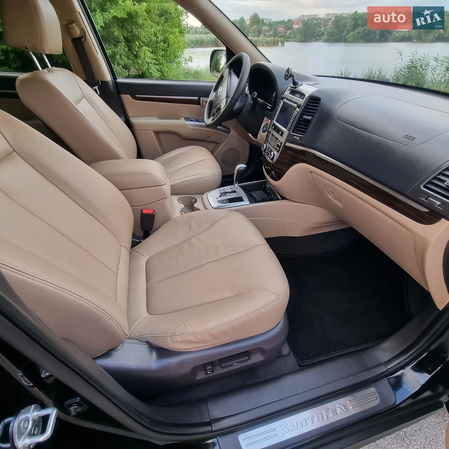 2011 Hyundai Santa Fe - мініатюра 38