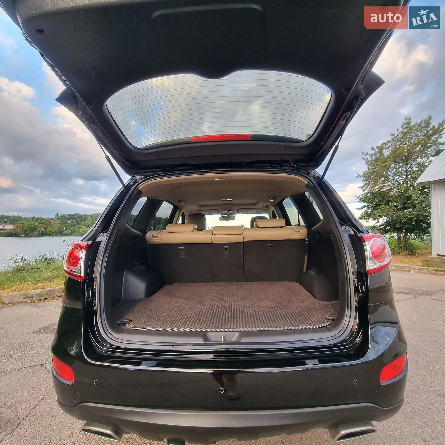 2011 Hyundai Santa Fe - мініатюра 29