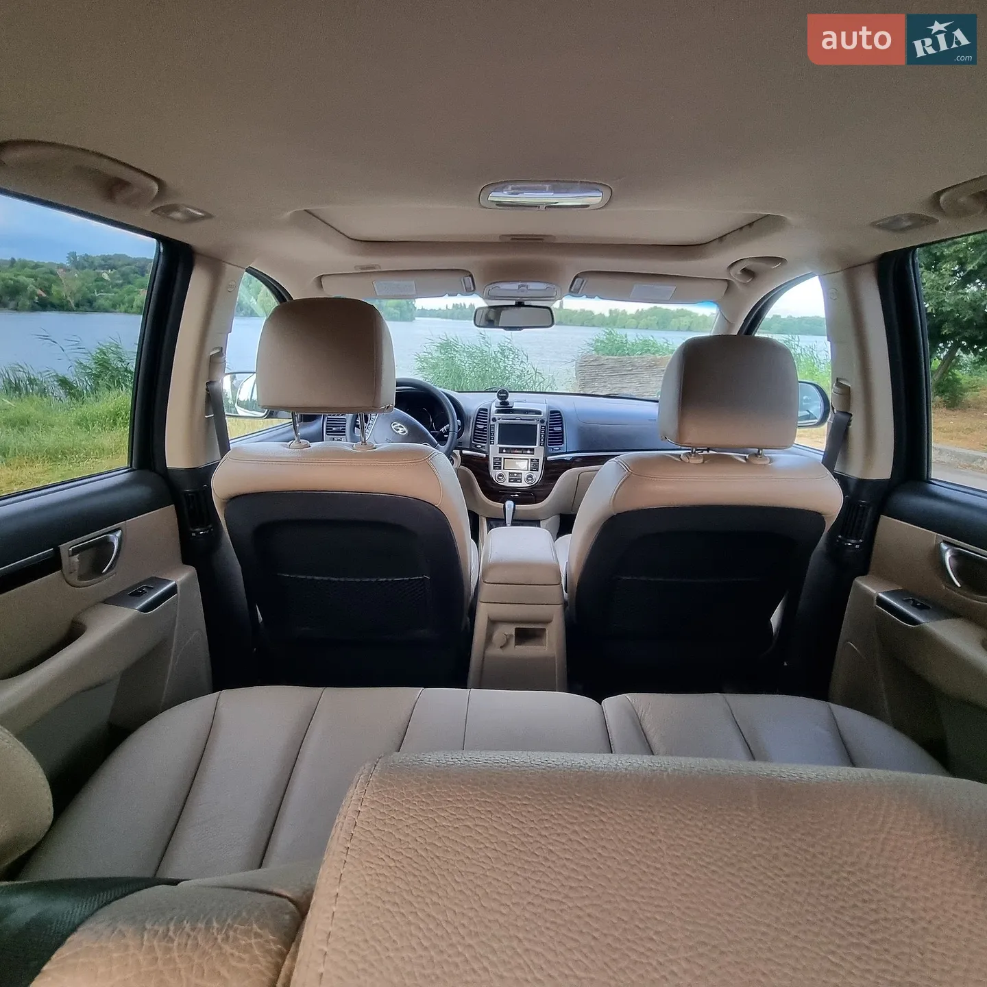 2011 Hyundai Santa Fe - мініатюра 31