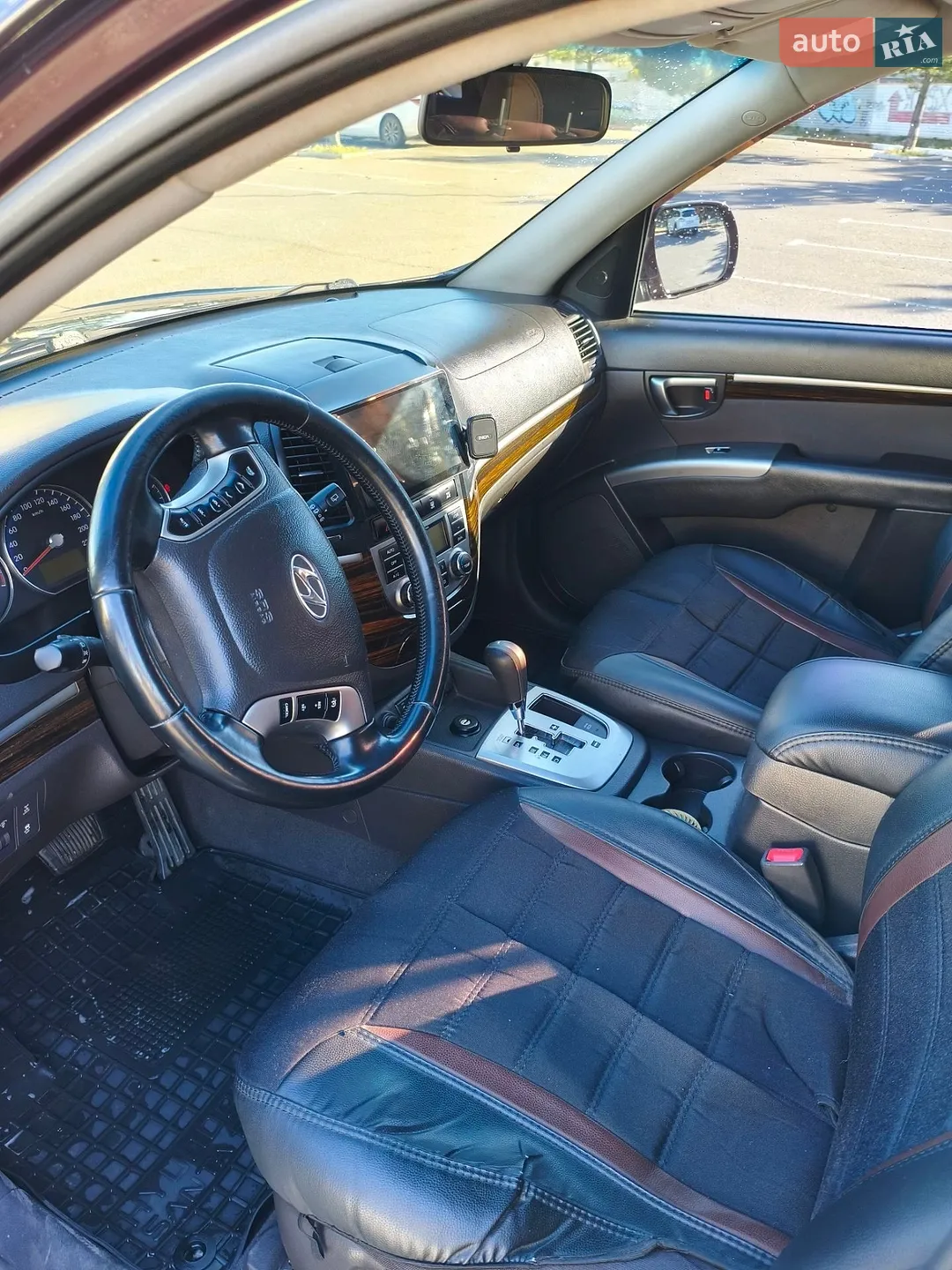 2010 Hyundai Santa Fe - мініатюра 14