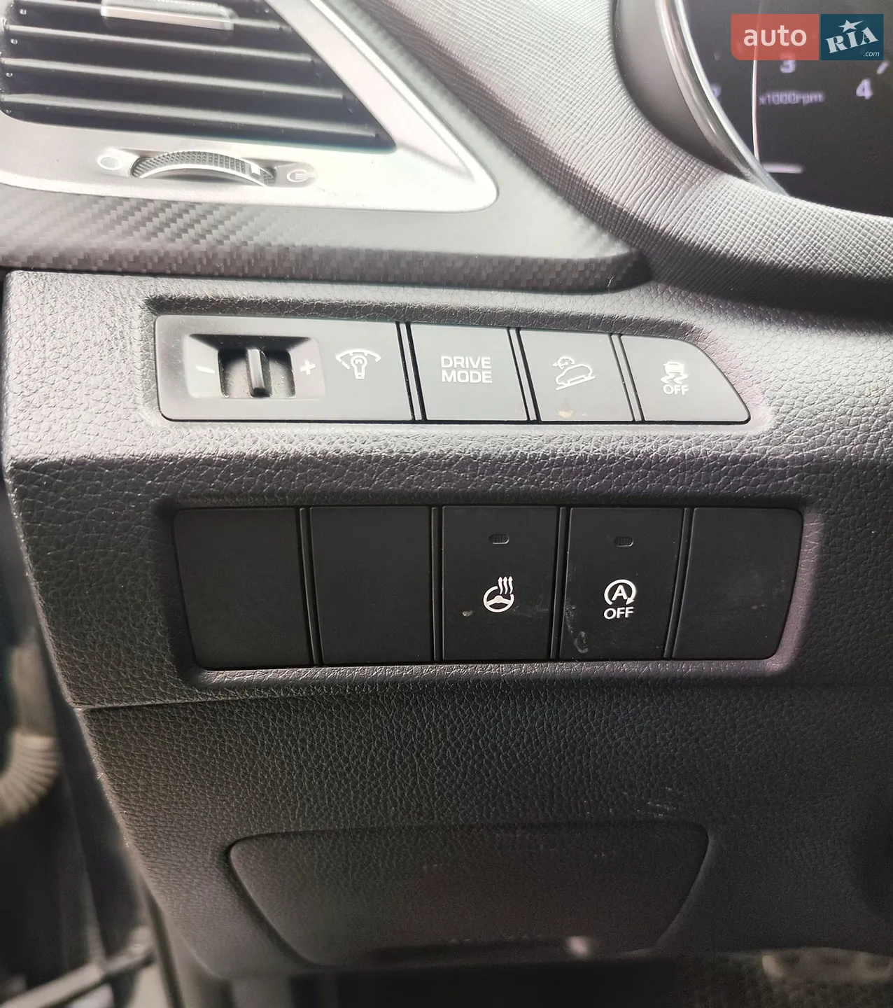2016 Hyundai Santa Fe - мініатюра 31