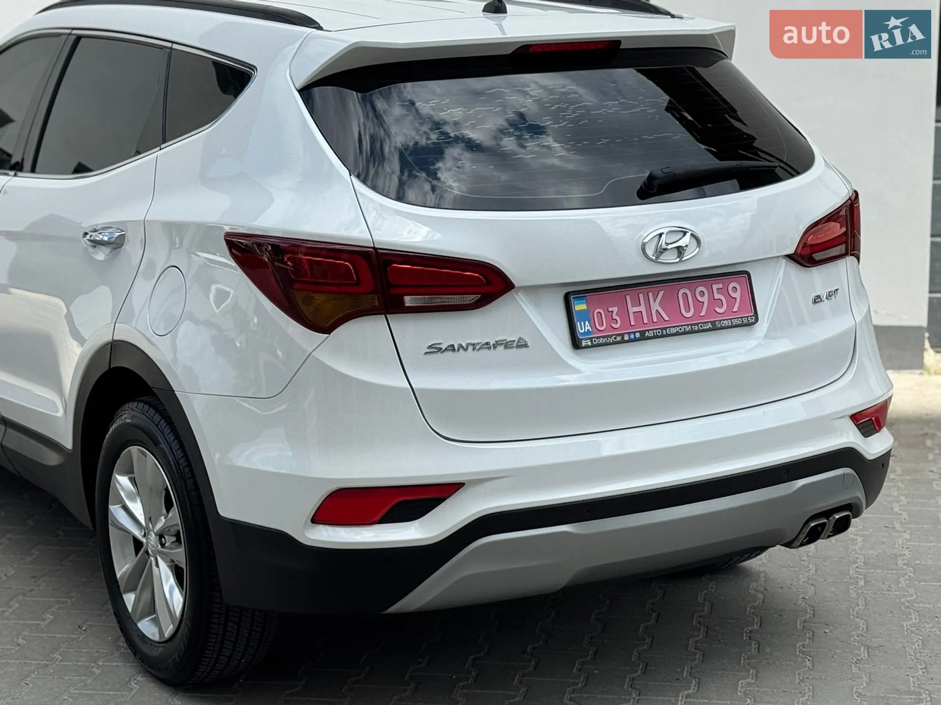 2016 Hyundai Santa Fe - мініатюра 32