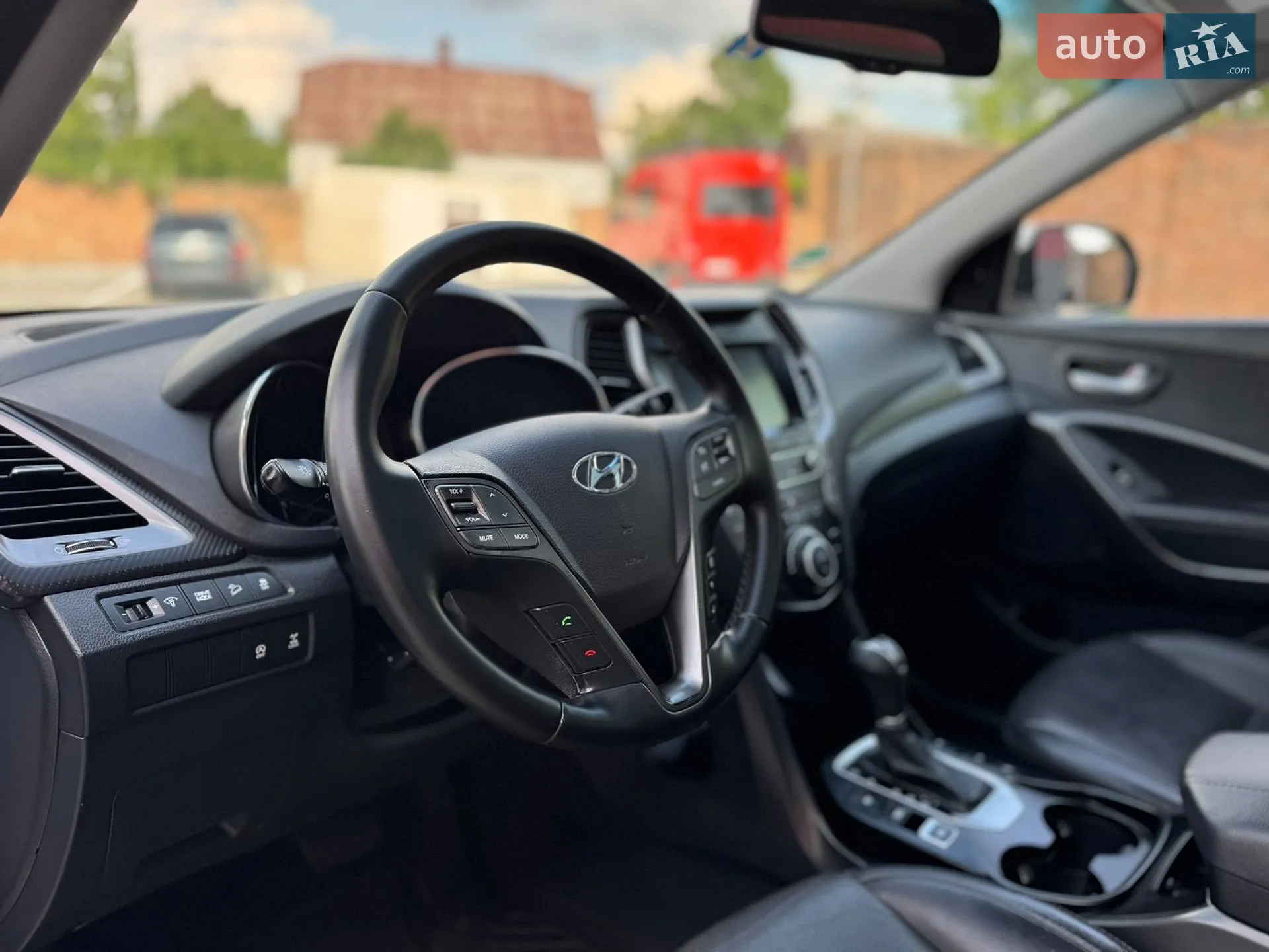 2015 Hyundai Santa Fe - мініатюра 18