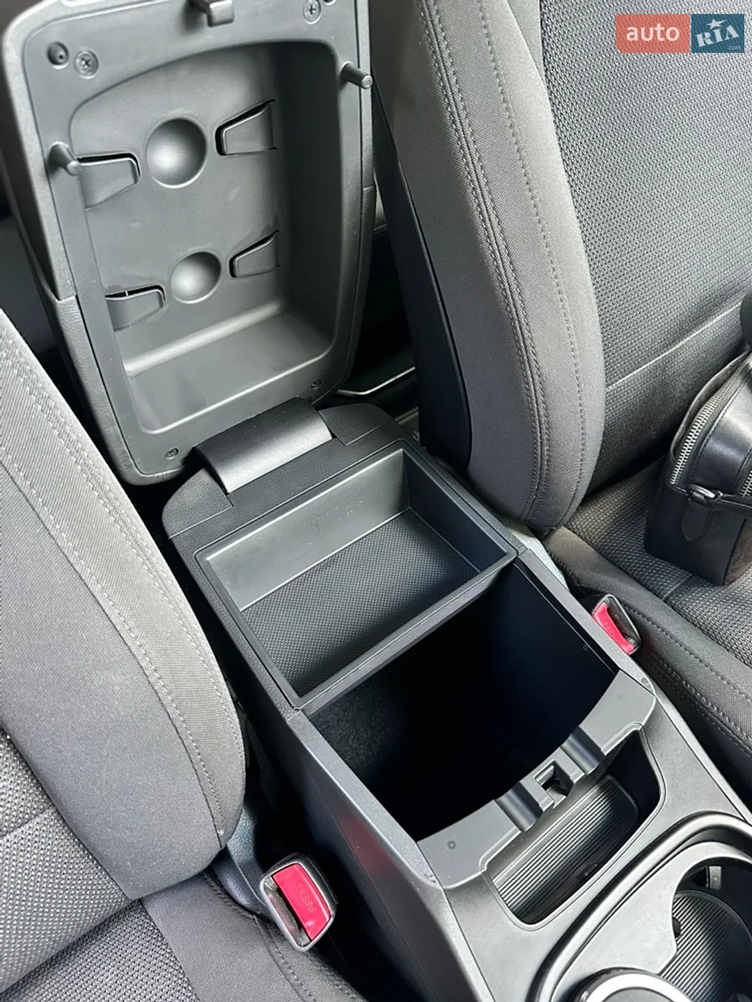 2014 Hyundai Santa Fe - мініатюра 19