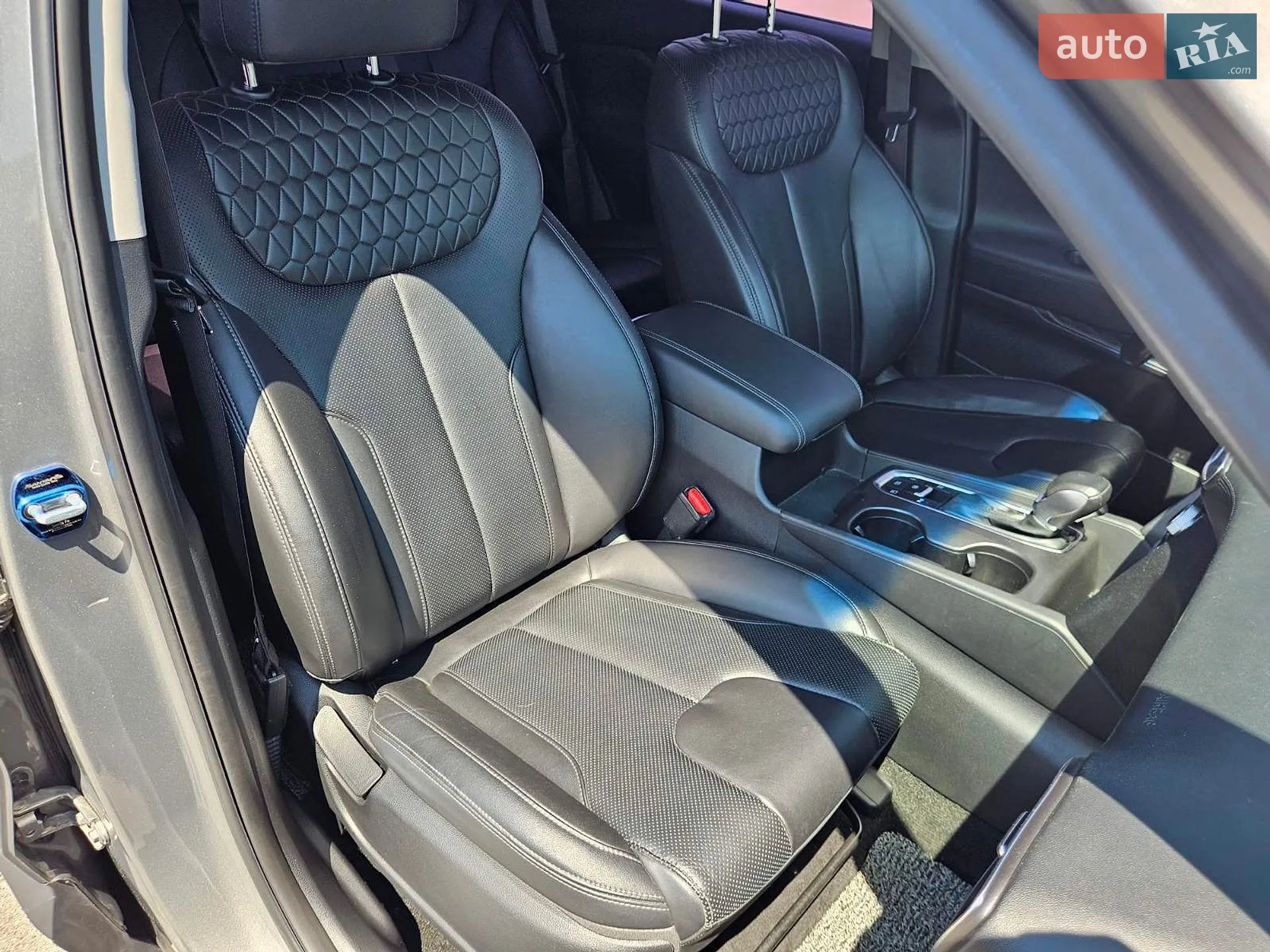 2018 Hyundai Santa Fe - мініатюра 38