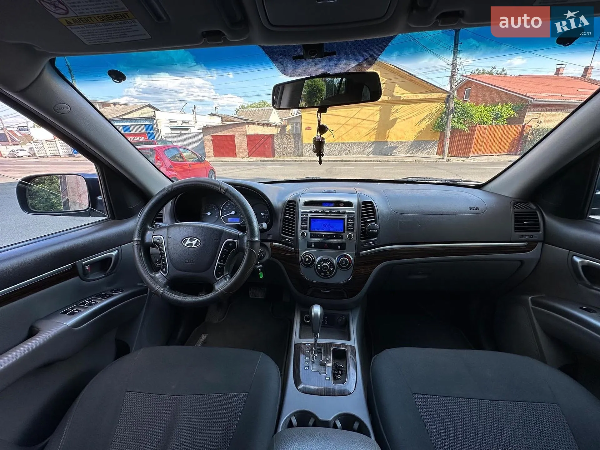 2010 Hyundai Santa Fe - мініатюра 19