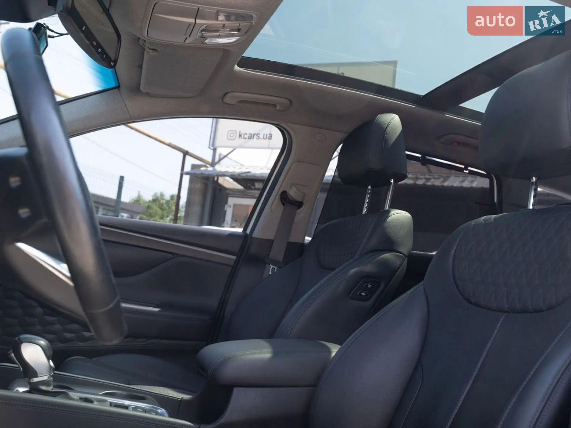 2019 Hyundai Santa Fe - мініатюра 24