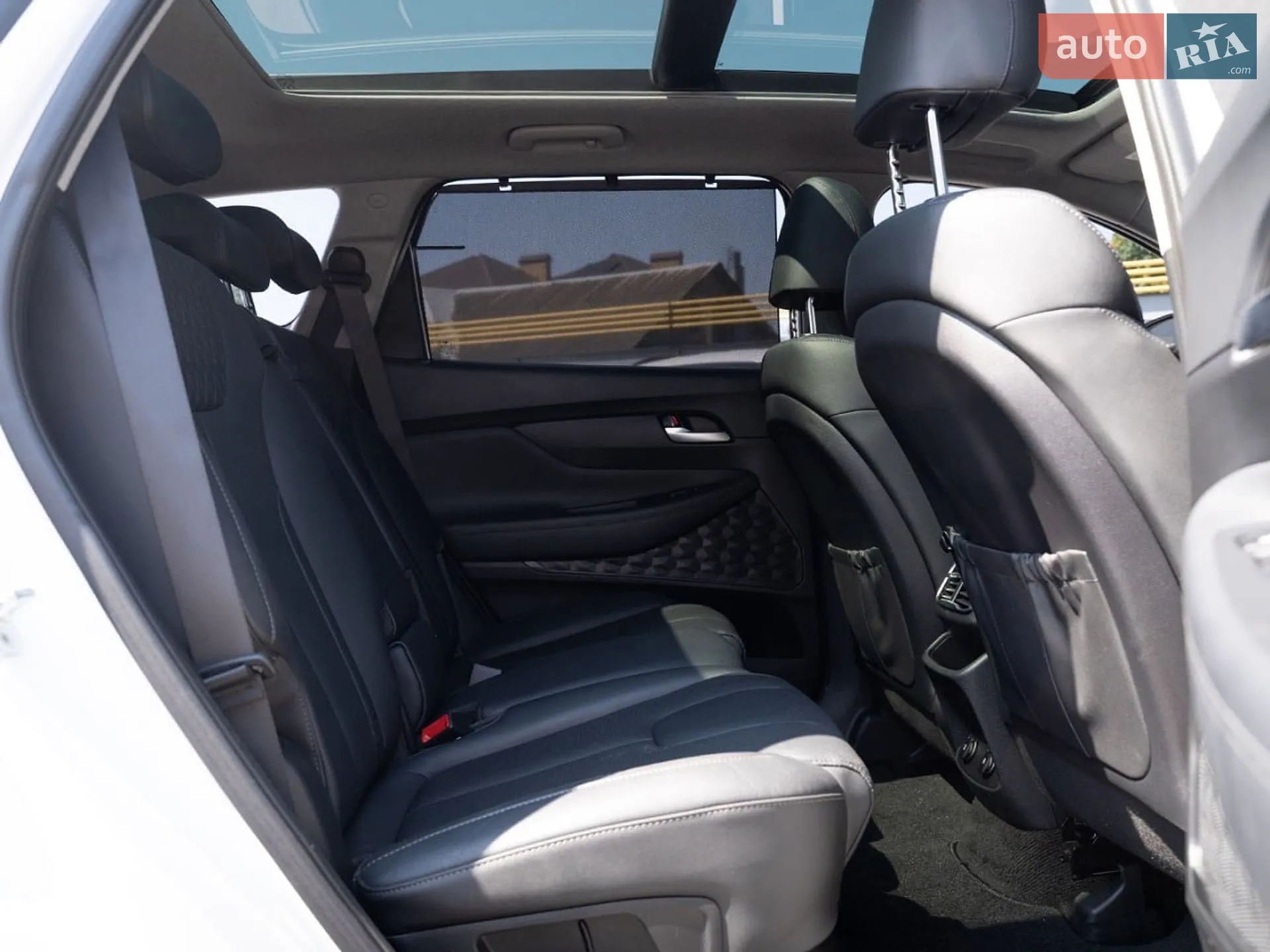 2019 Hyundai Santa Fe - мініатюра 30