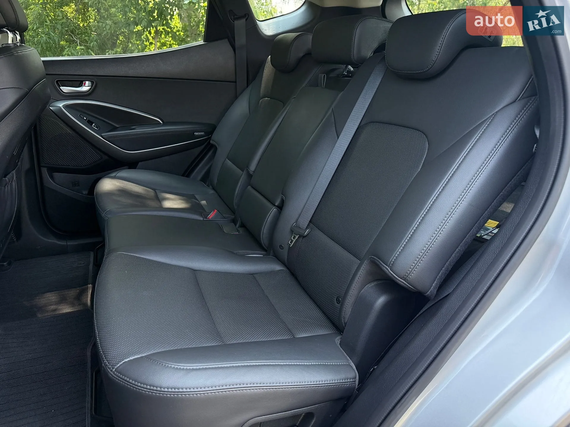 2016 Hyundai Santa Fe - мініатюра 23