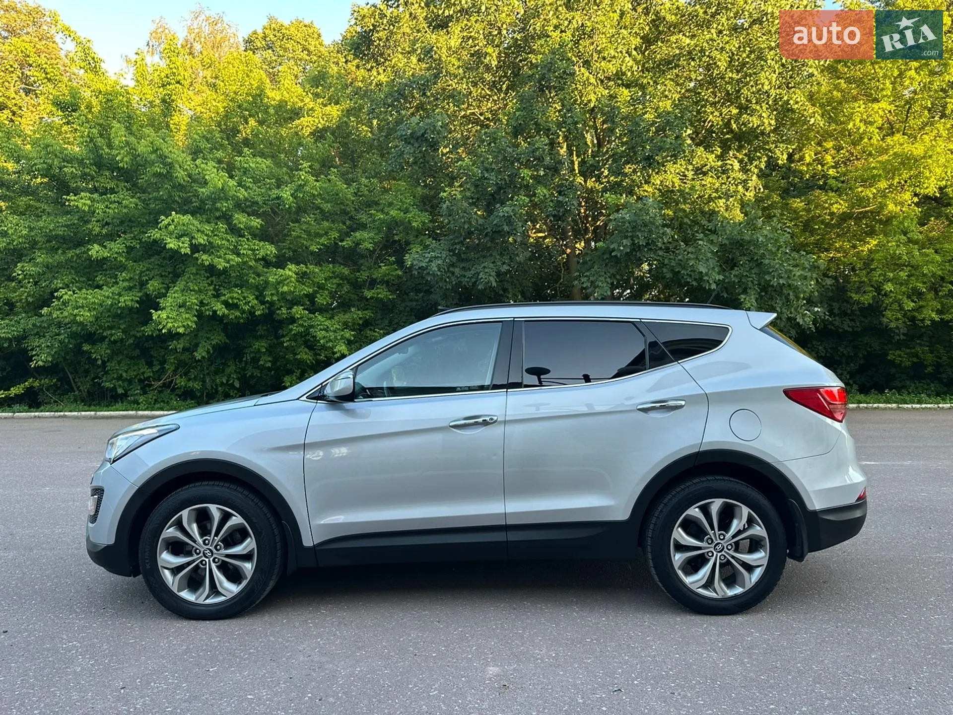 2013 Hyundai Santa Fe - мініатюра 11