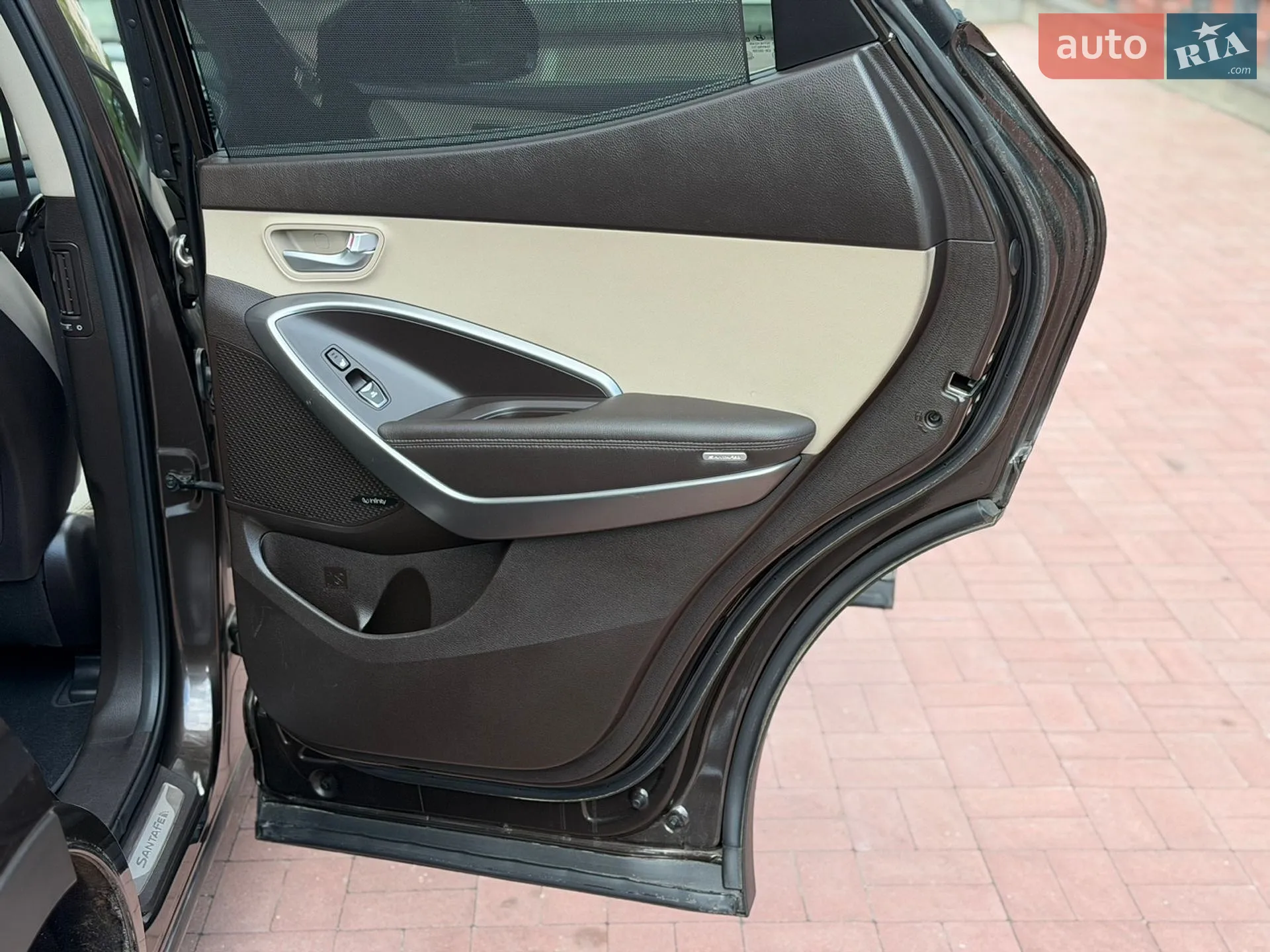 2016 Hyundai Santa Fe - мініатюра 40
