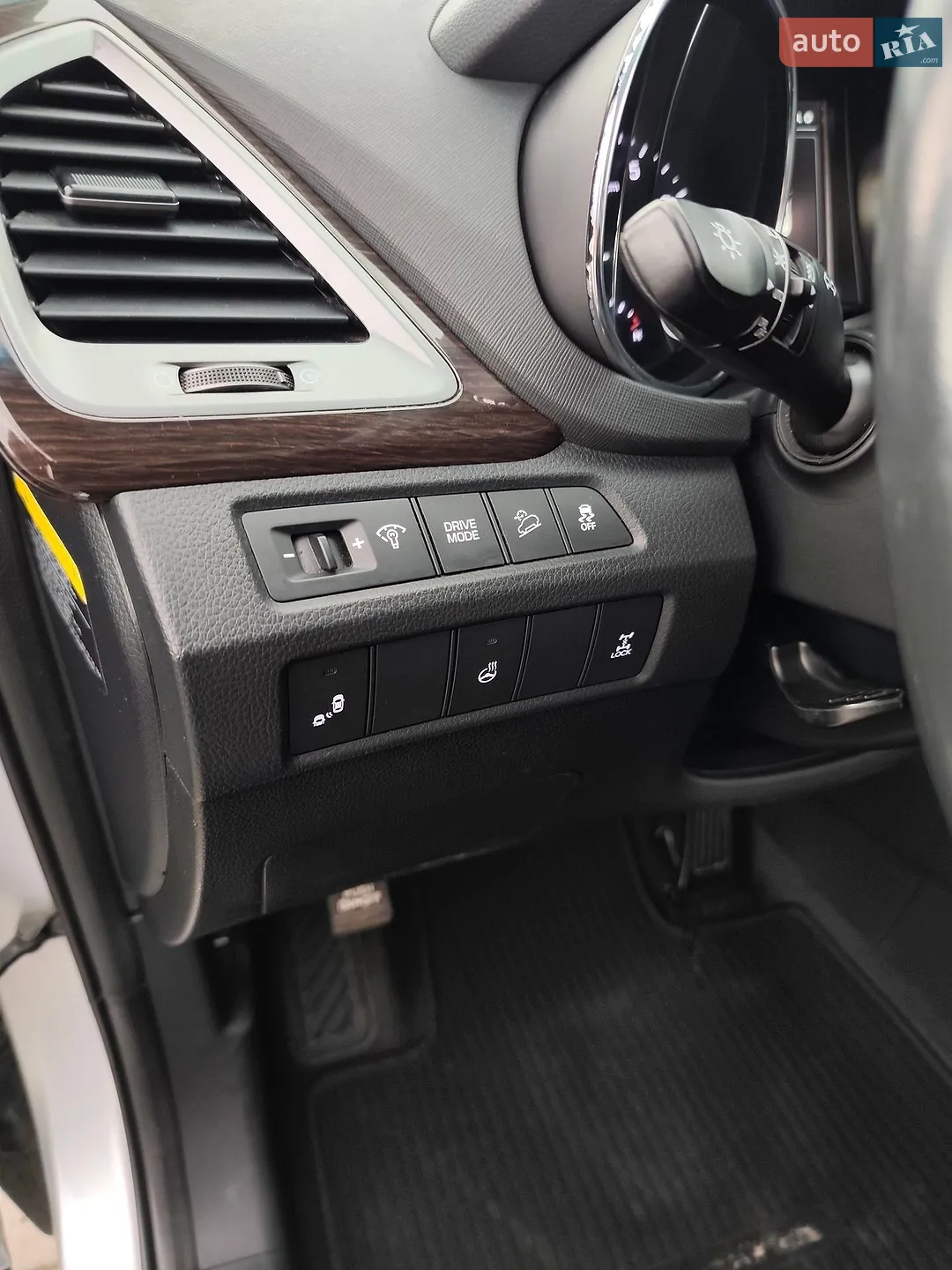 2016 Hyundai Santa Fe - мініатюра 12