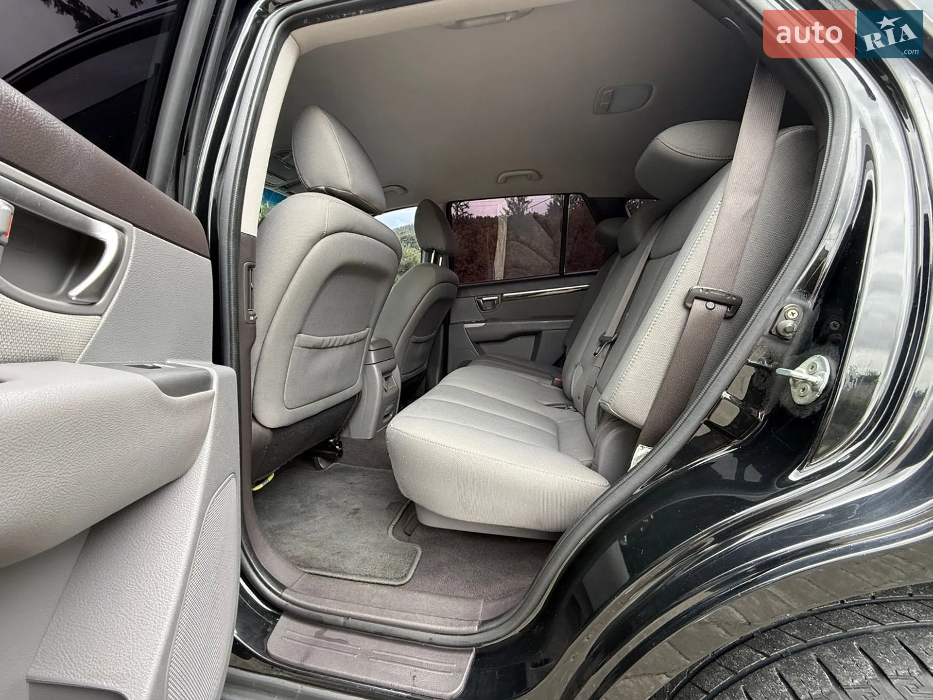 2010 Hyundai Santa Fe - мініатюра 27