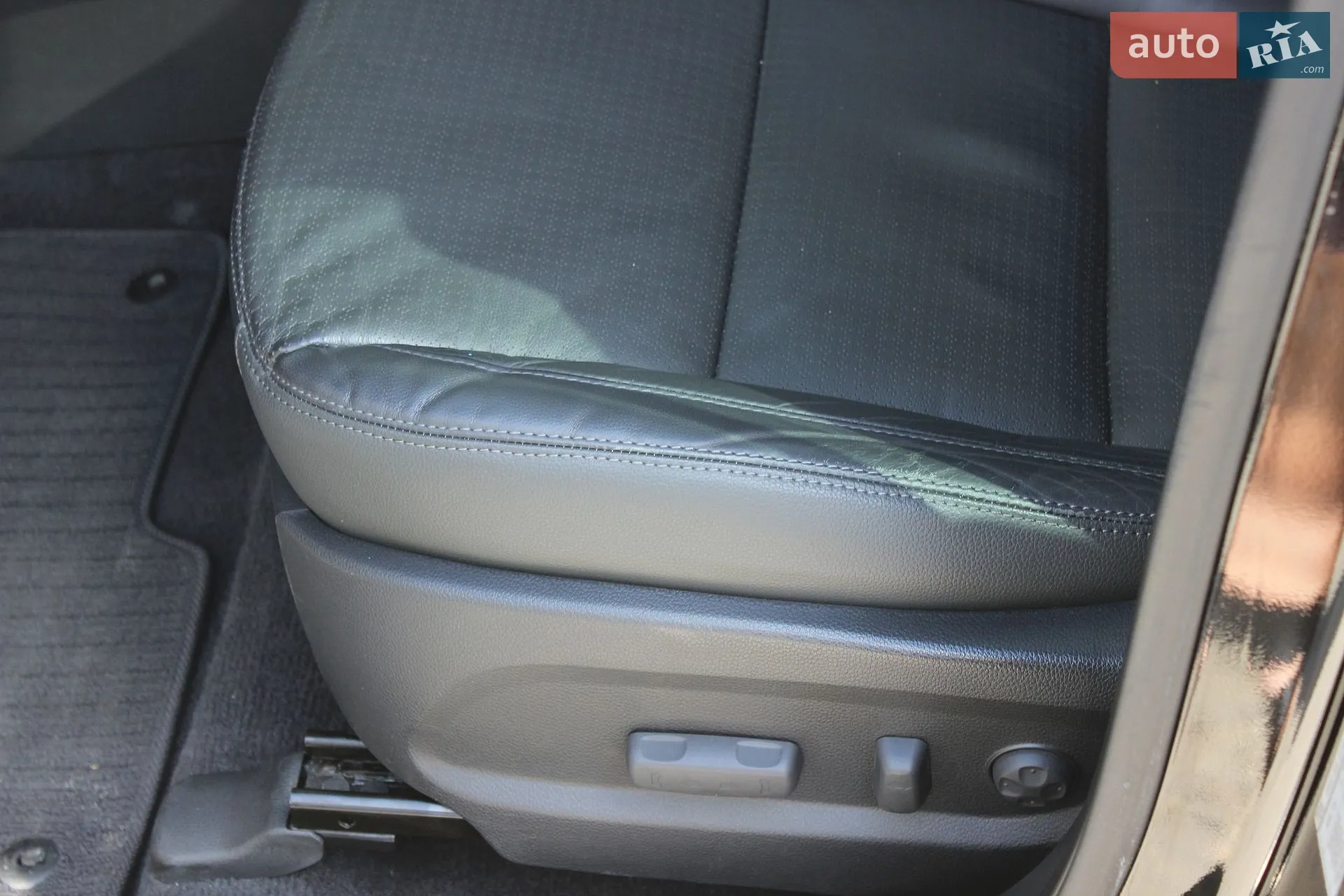 2012 Hyundai Santa Fe - мініатюра 22