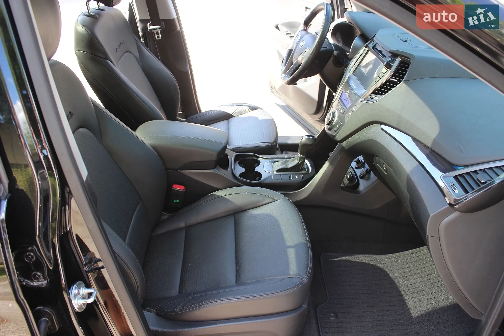 2012 Hyundai Santa Fe - мініатюра 32