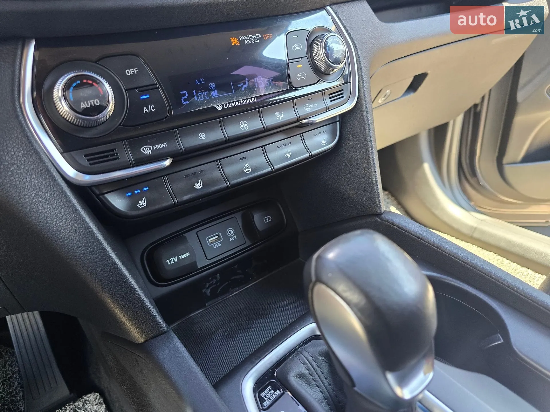 2018 Hyundai Santa Fe - мініатюра 3