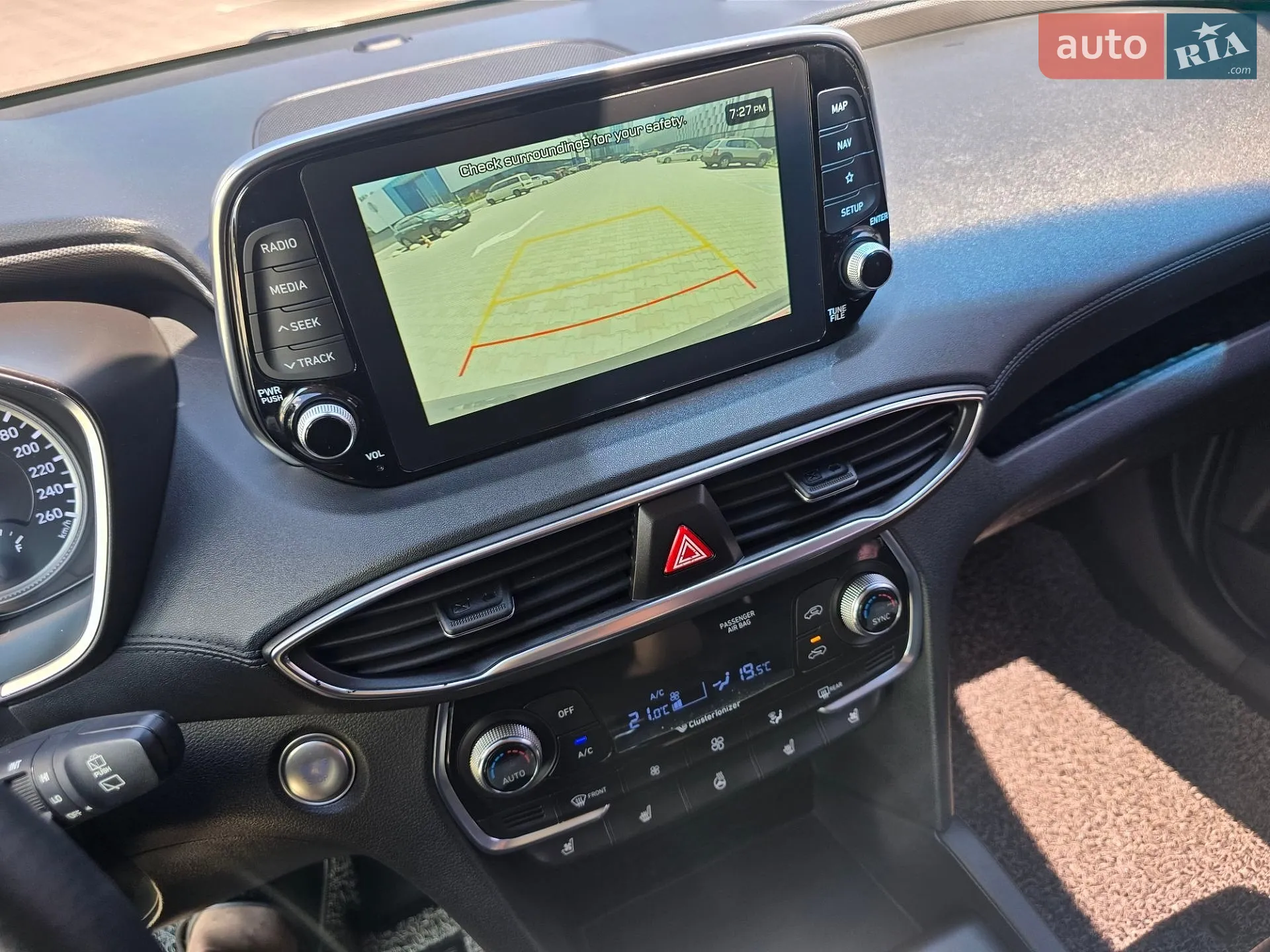 2018 Hyundai Santa Fe - мініатюра 4