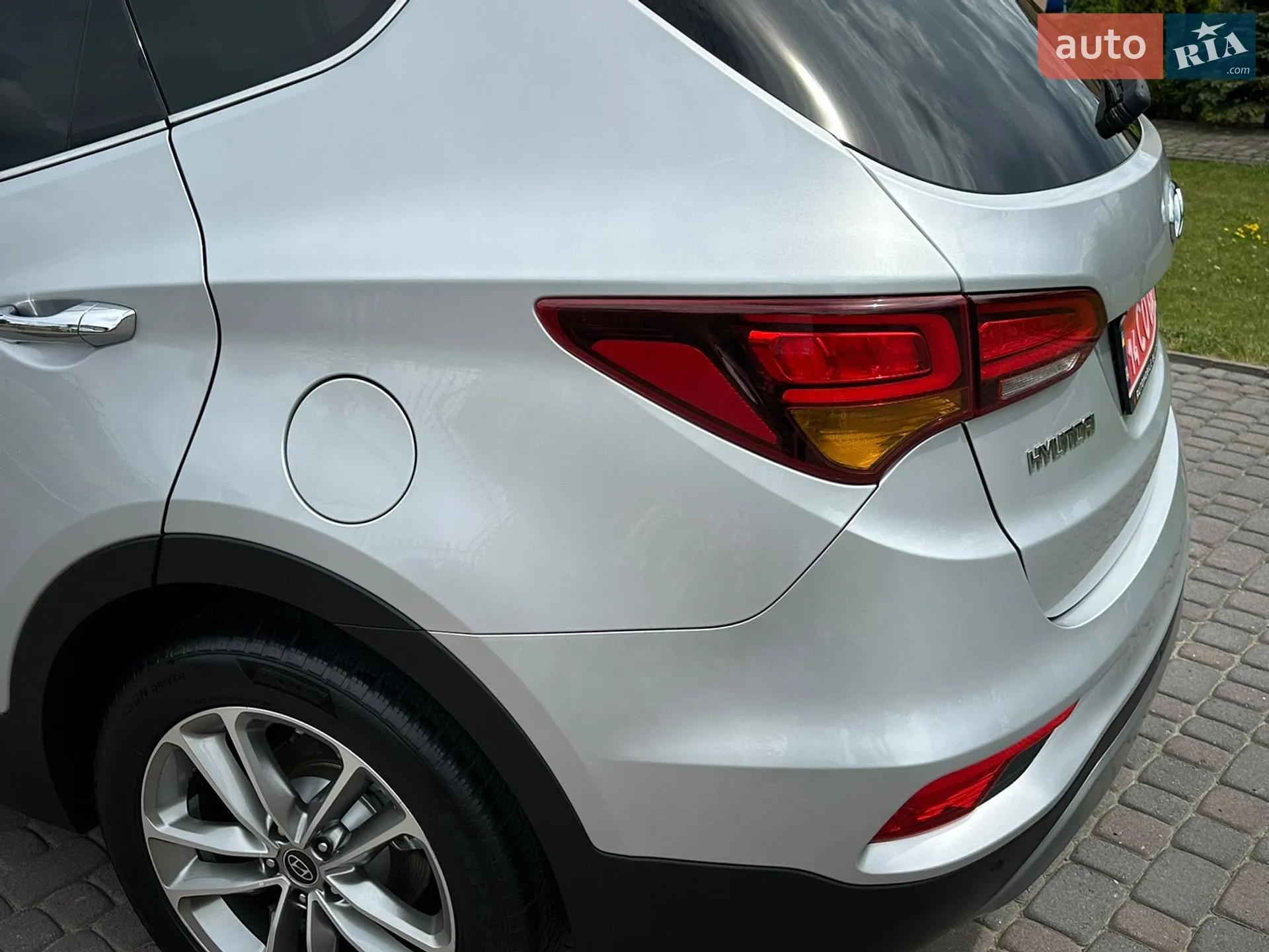 2016 Hyundai Santa Fe - мініатюра 29