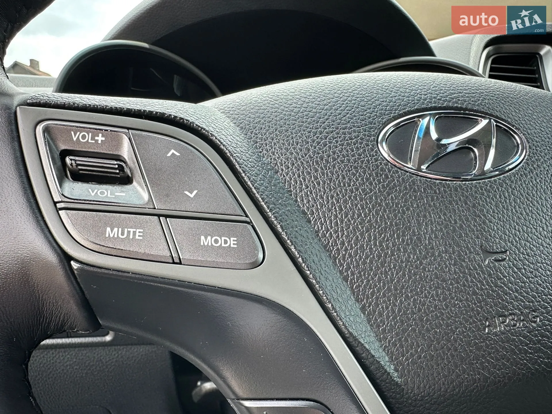 2016 Hyundai Santa Fe - мініатюра 53