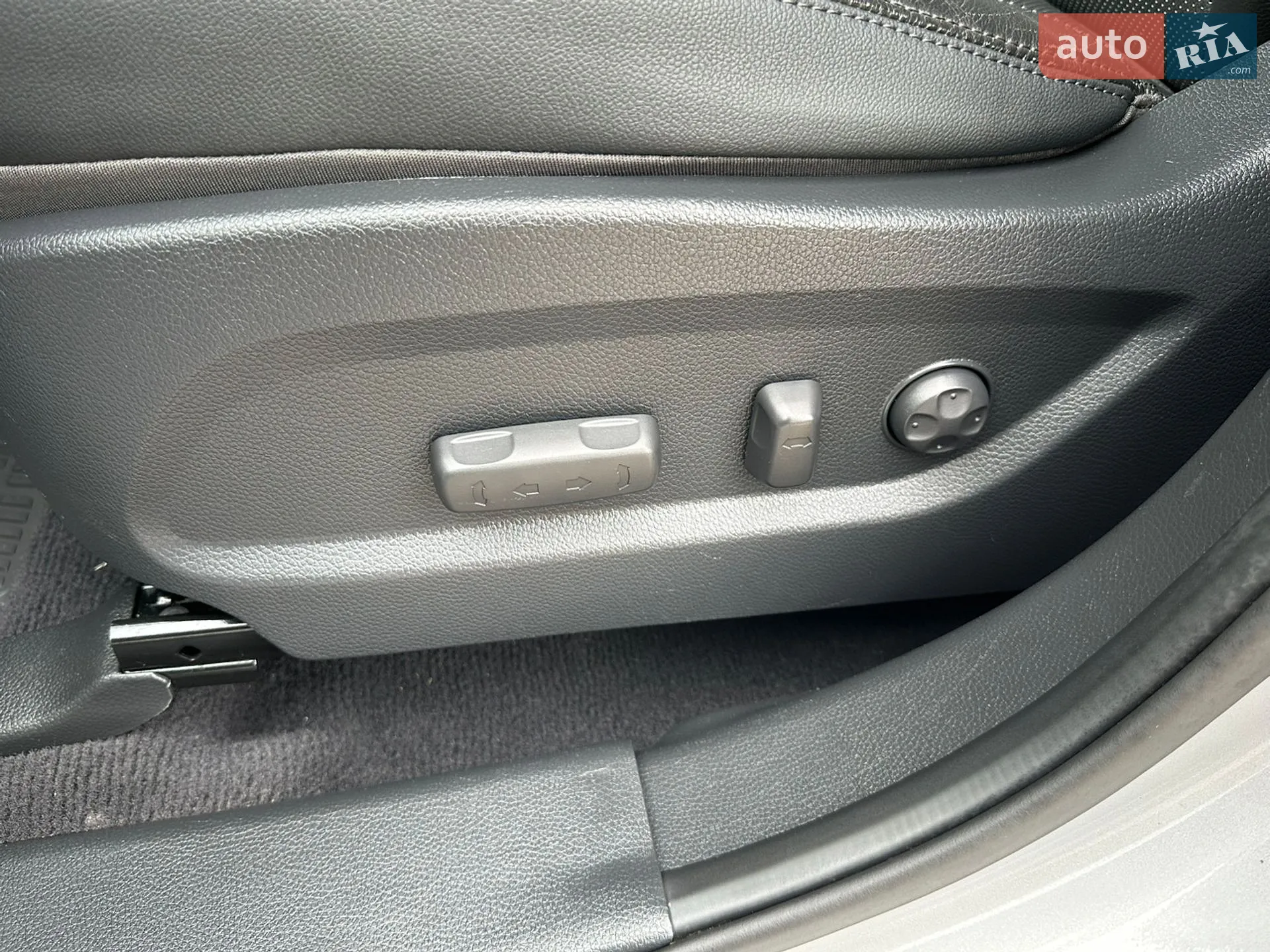2016 Hyundai Santa Fe - мініатюра 67