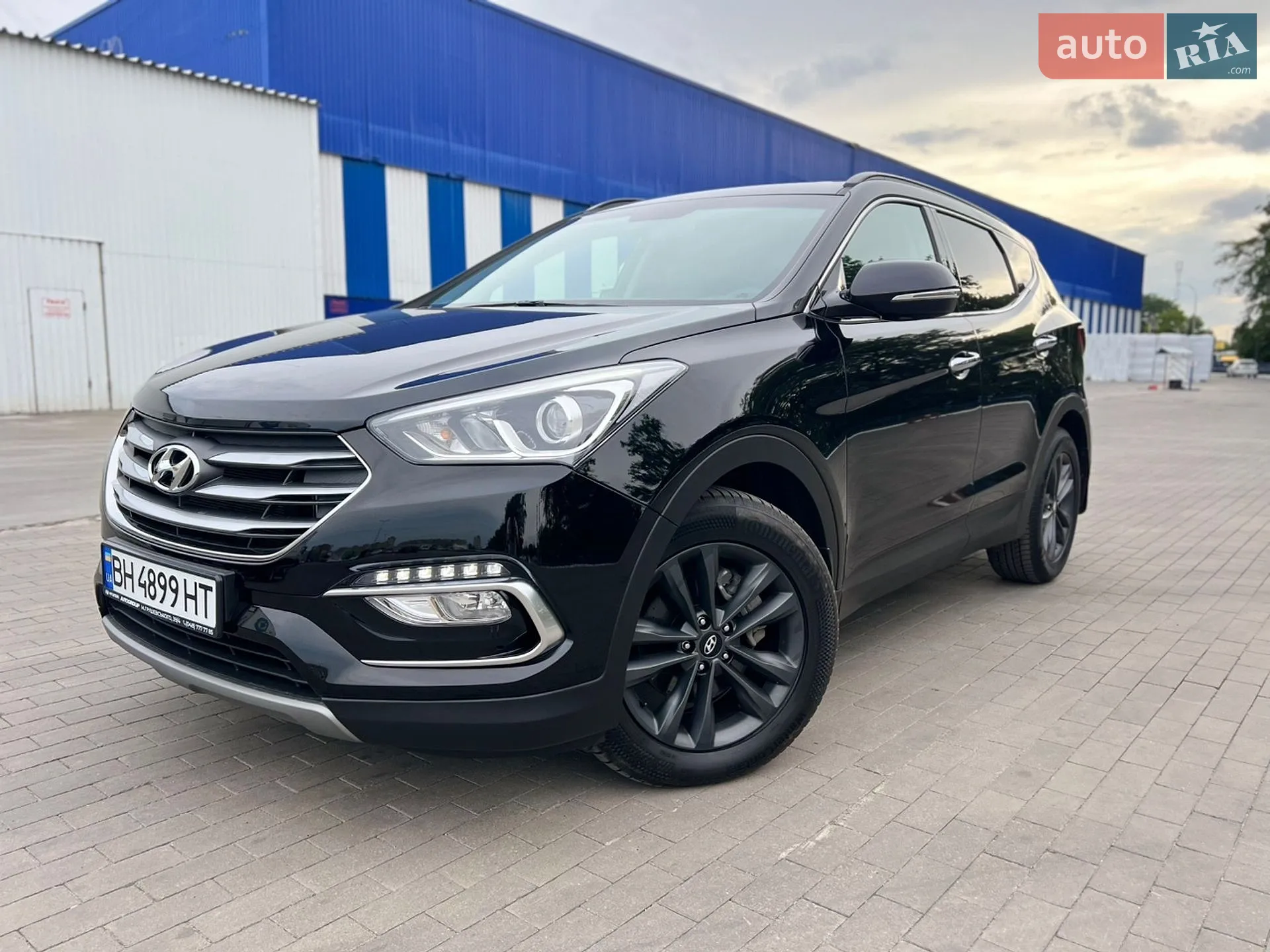 2017 Hyundai Santa Fe - мініатюра 2