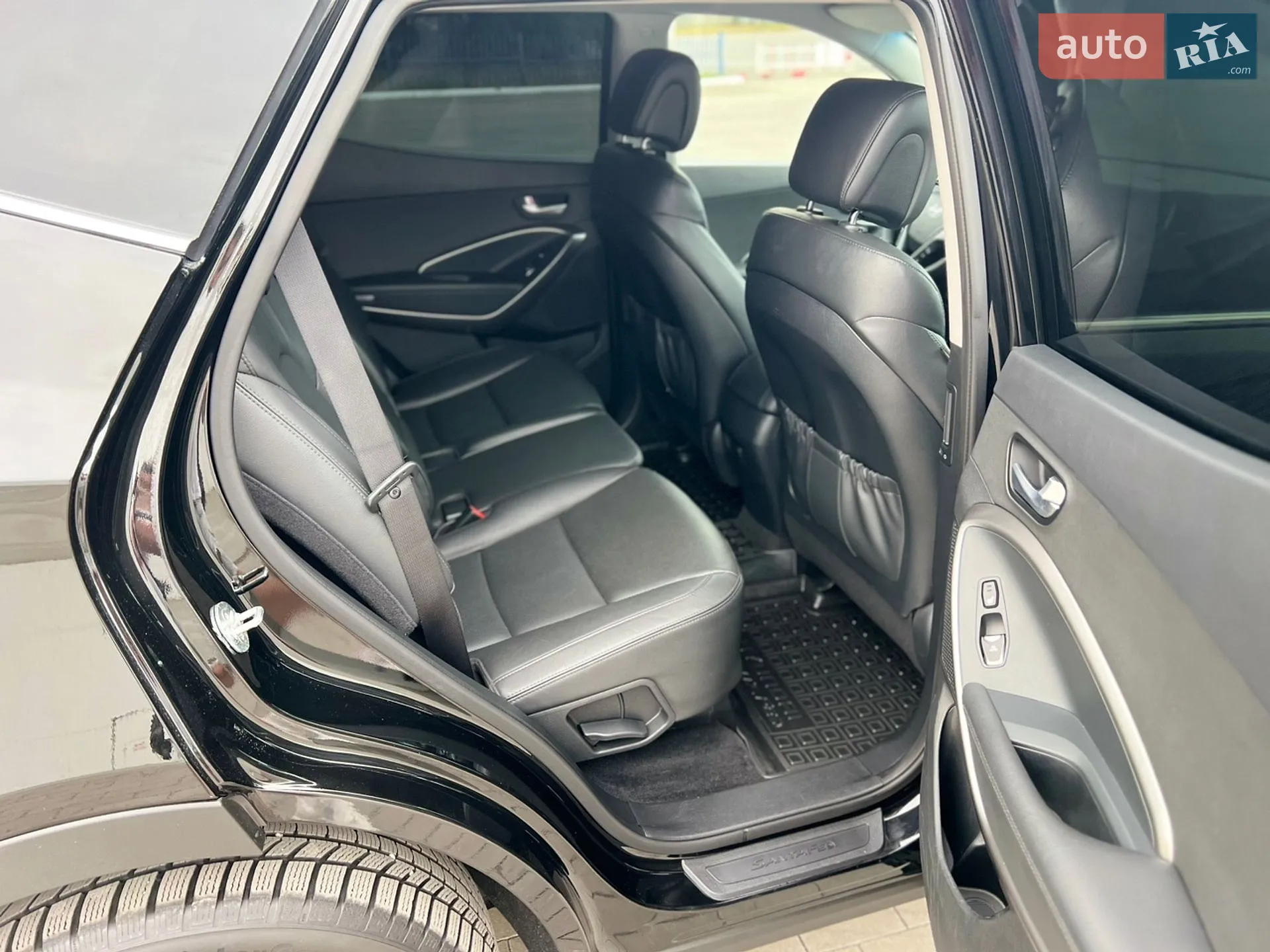 2017 Hyundai Santa Fe - мініатюра 10