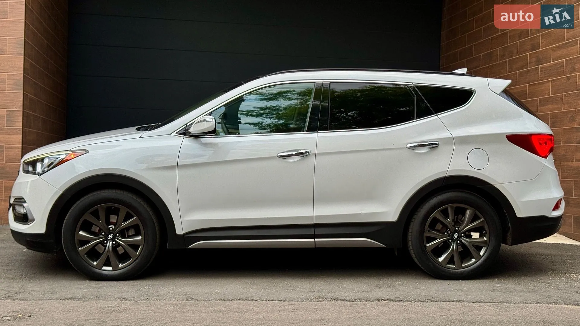 2016 Hyundai Santa Fe - мініатюра 8