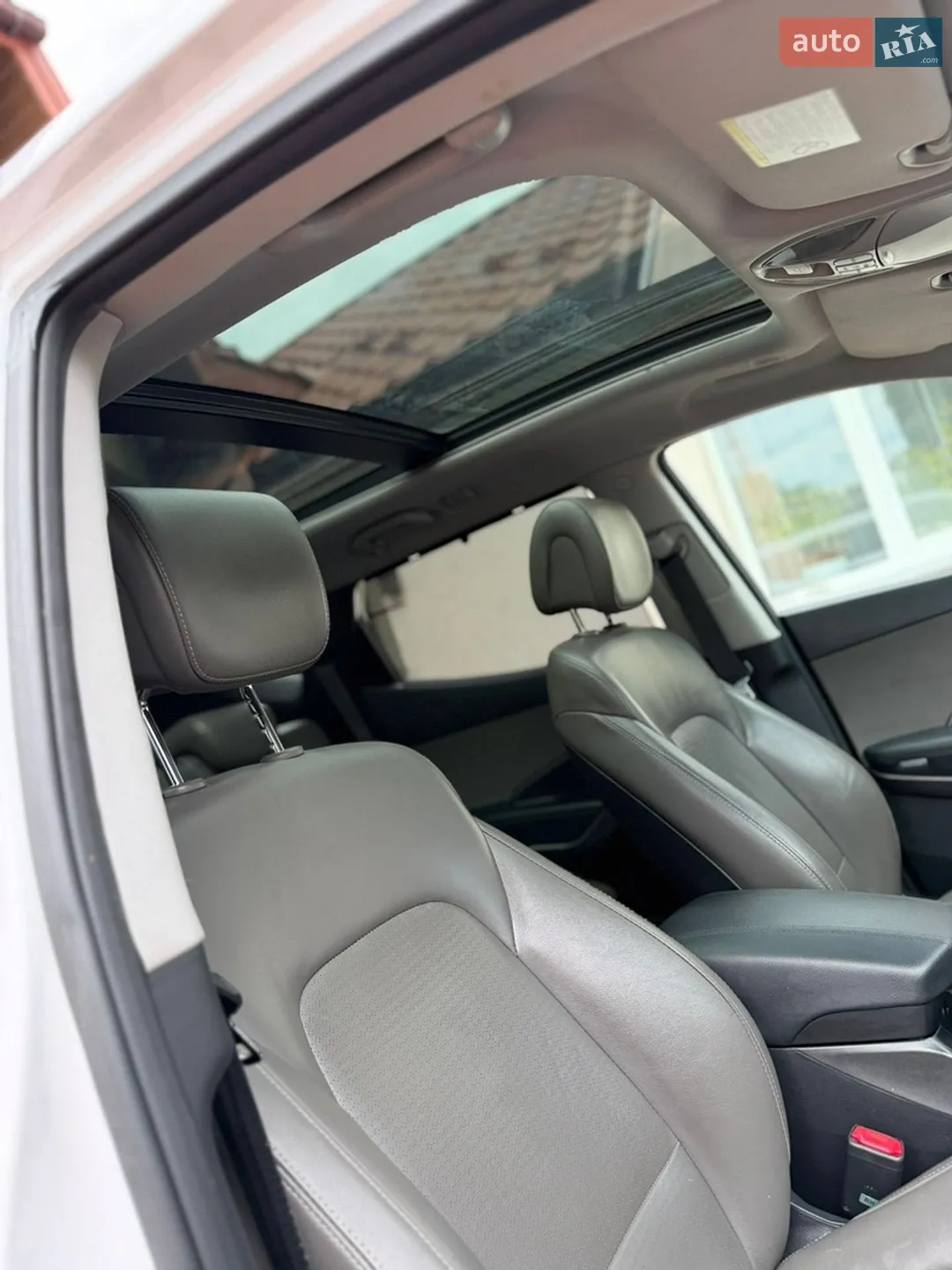 2014 Hyundai Santa Fe - мініатюра 24