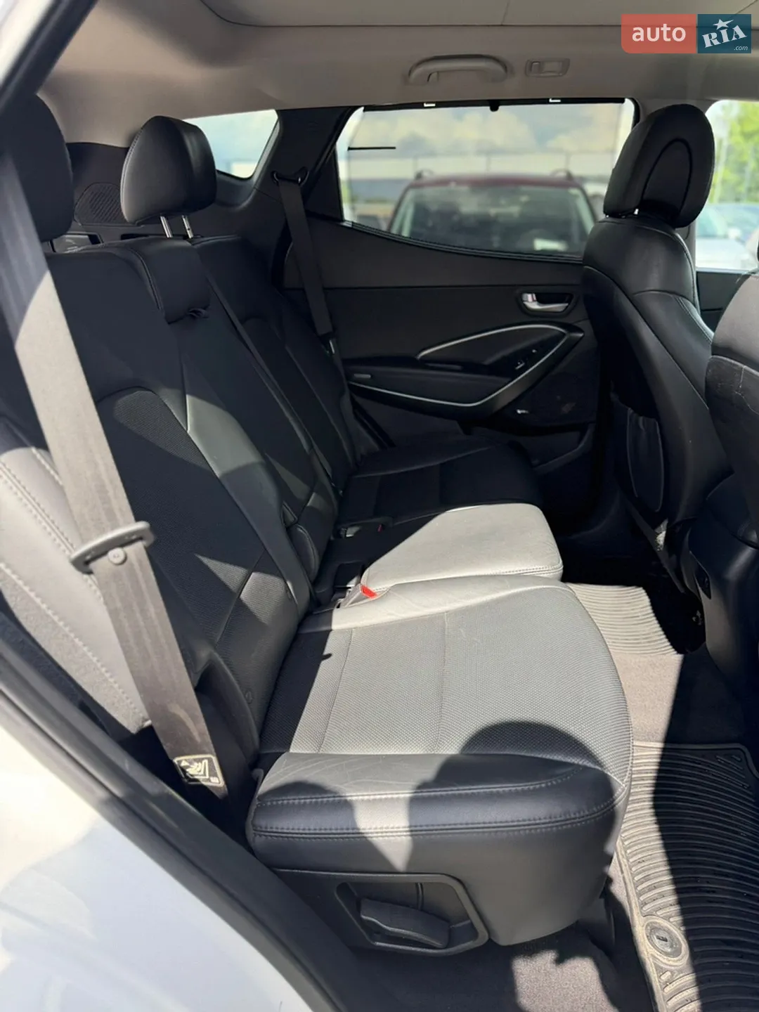 2016 Hyundai Santa Fe - мініатюра 34