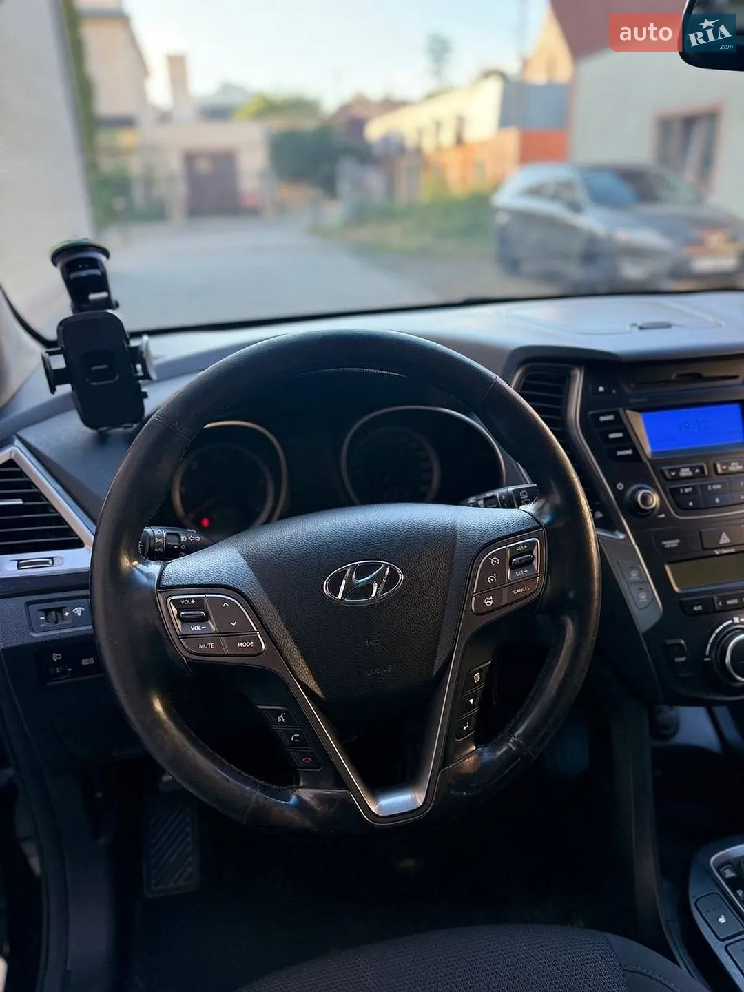 2013 Hyundai Santa Fe - мініатюра 19