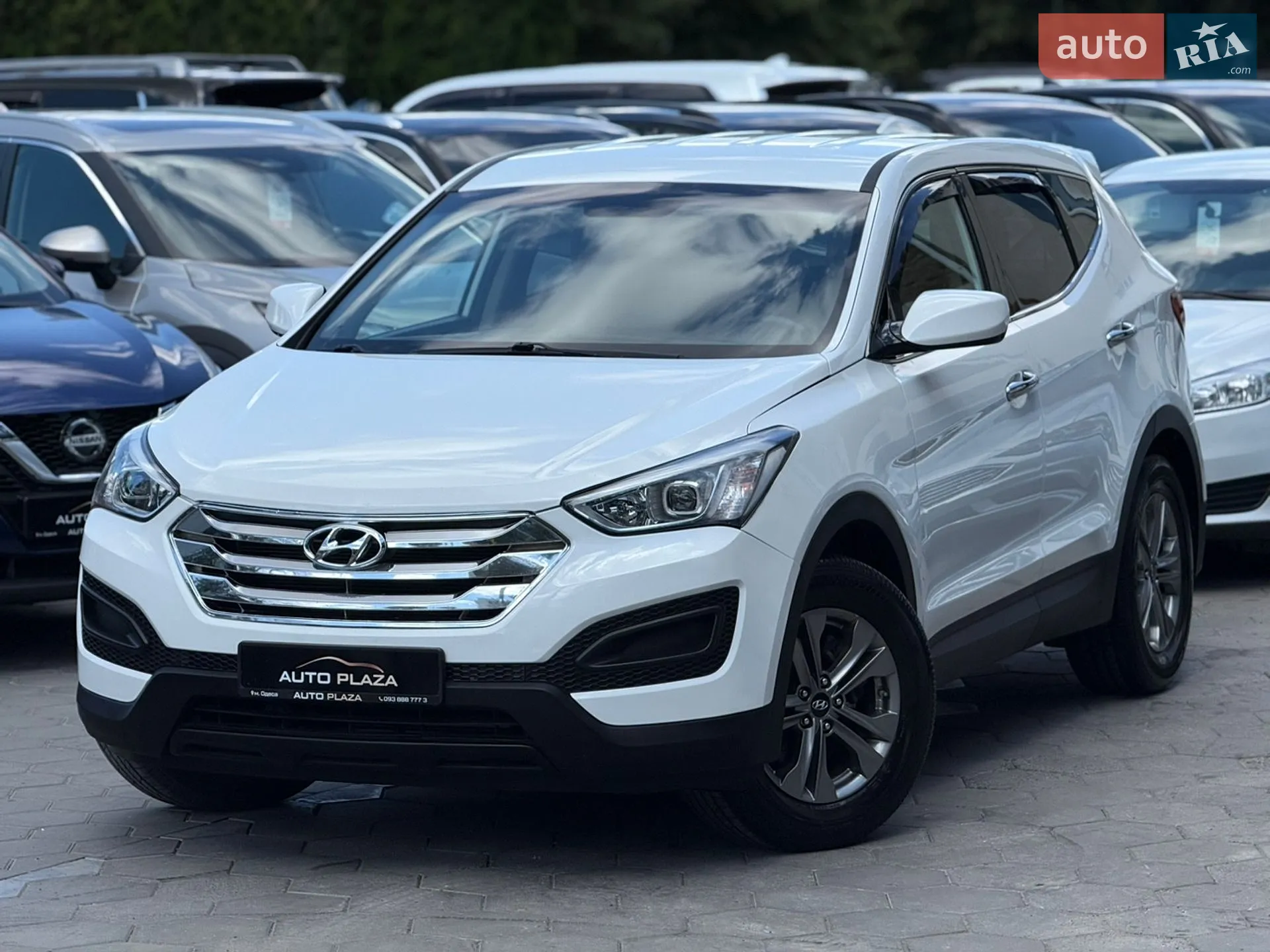 2015 Hyundai Santa Fe - мініатюра 16