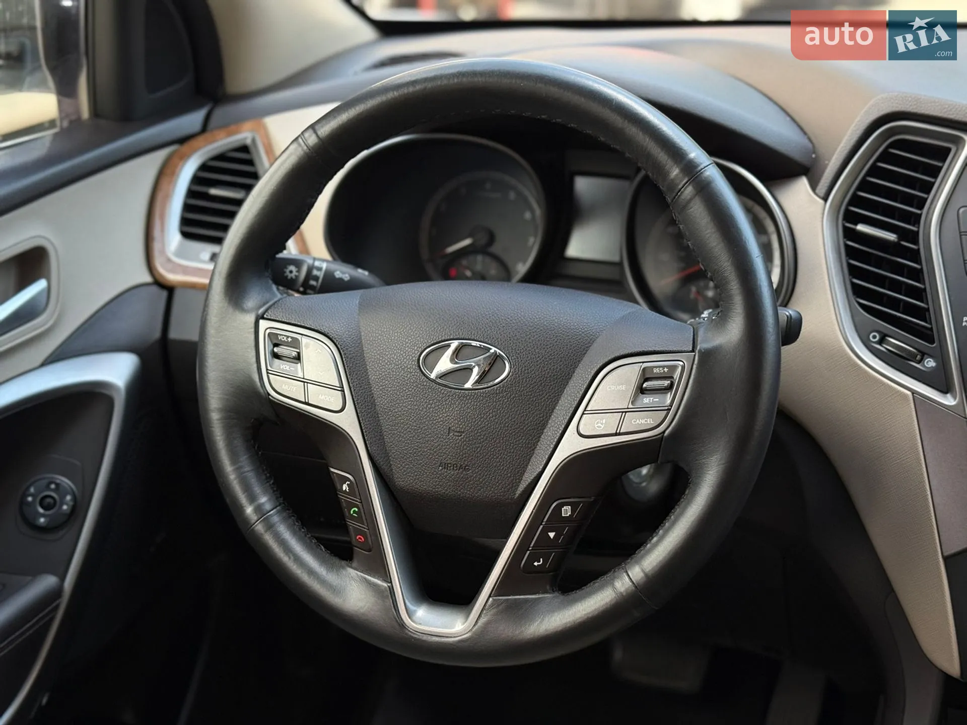 2015 Hyundai Santa Fe - мініатюра 44