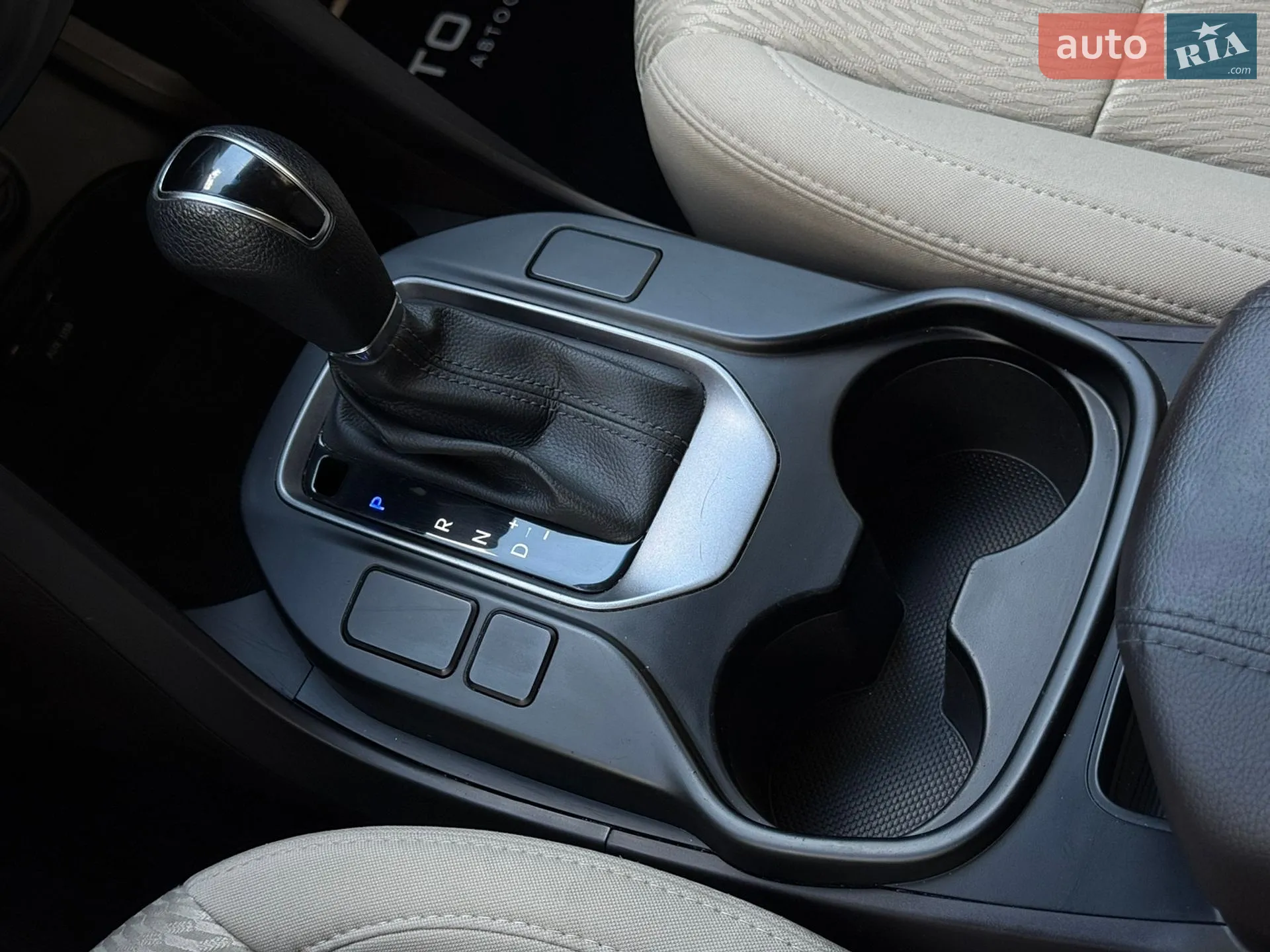 2015 Hyundai Santa Fe - мініатюра 46