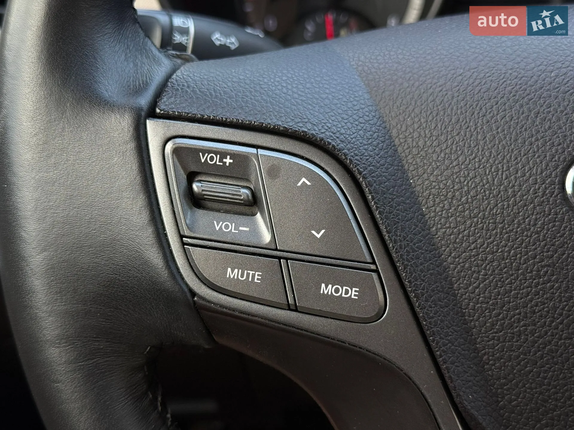 2015 Hyundai Santa Fe - мініатюра 51