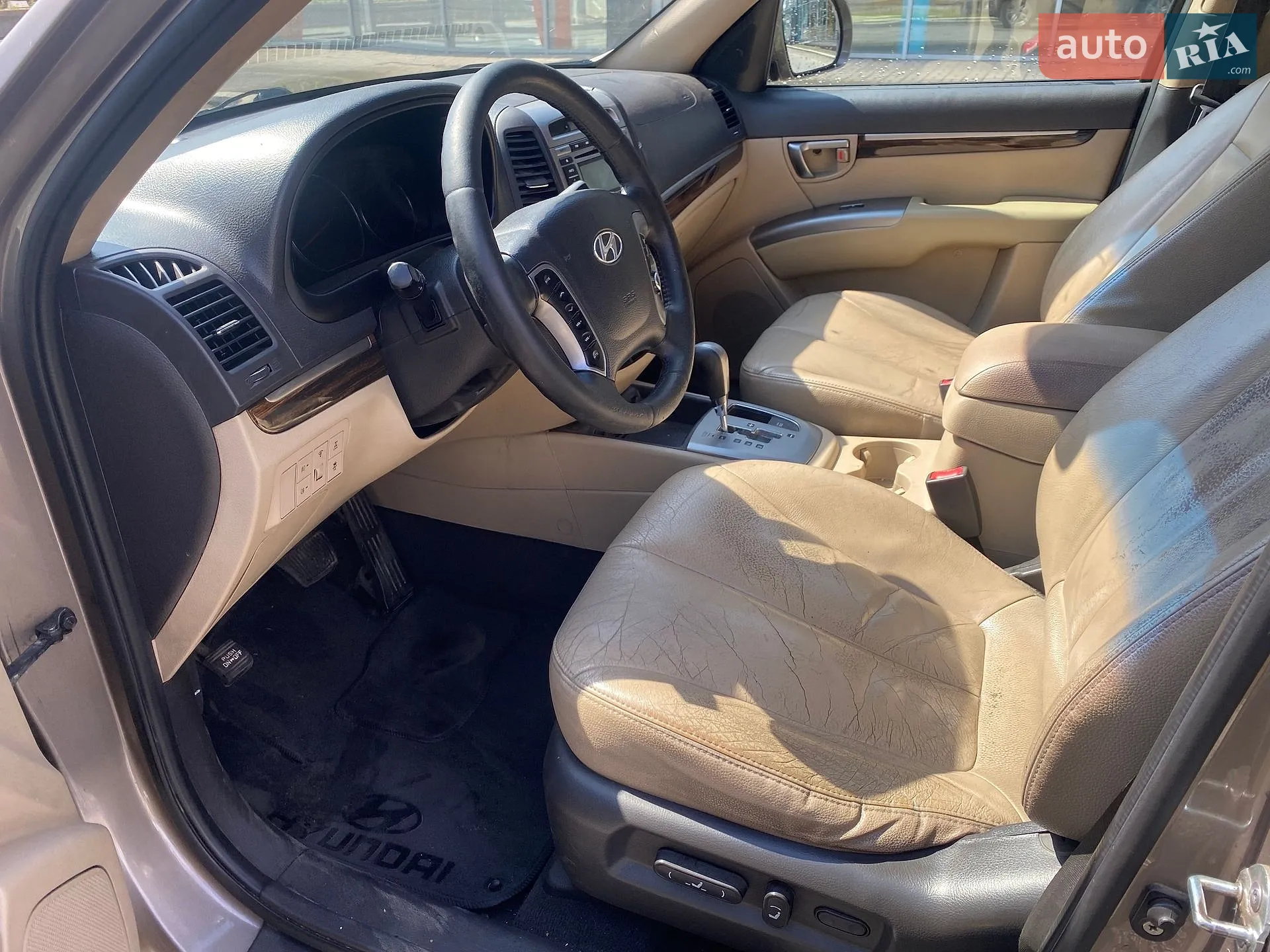 2011 Hyundai Santa Fe - мініатюра 11