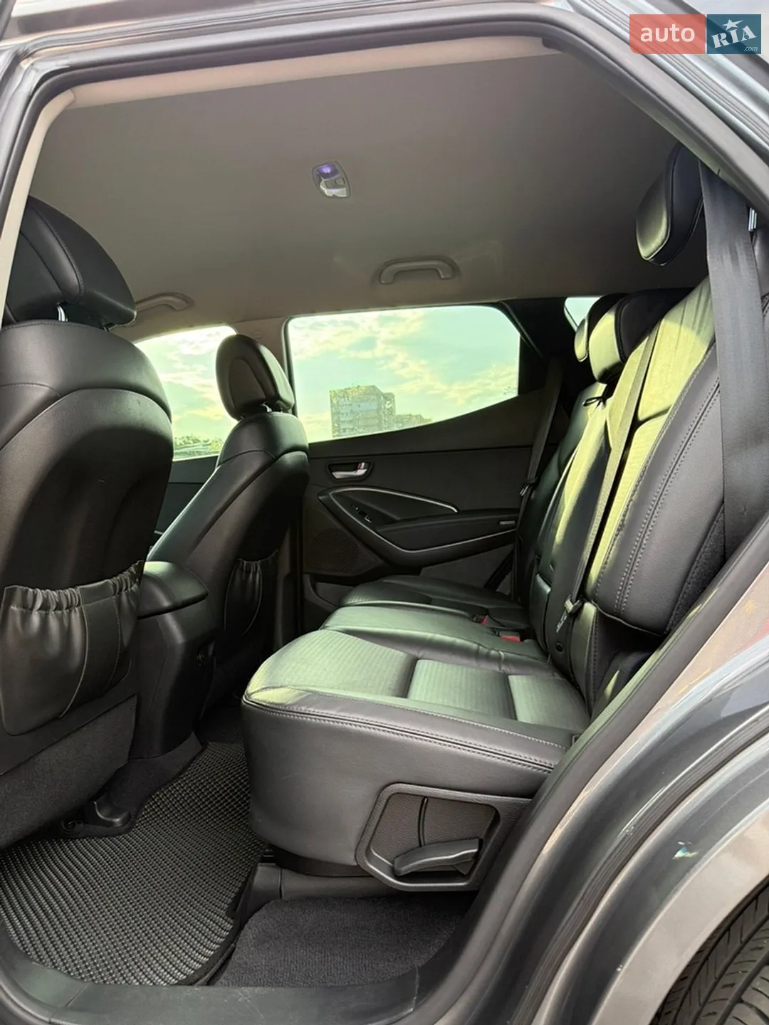 2012 Hyundai Santa Fe - мініатюра 18