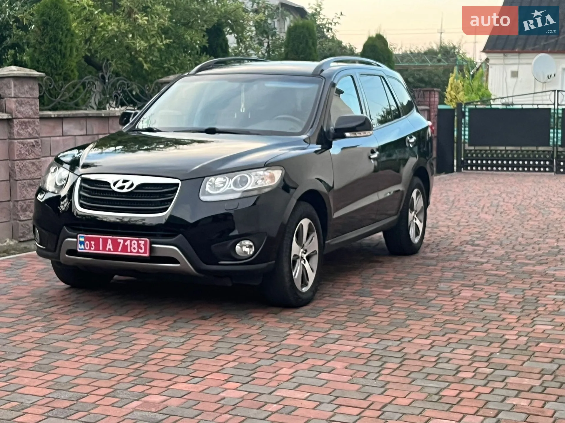 2011 Hyundai Santa Fe - мініатюра 32