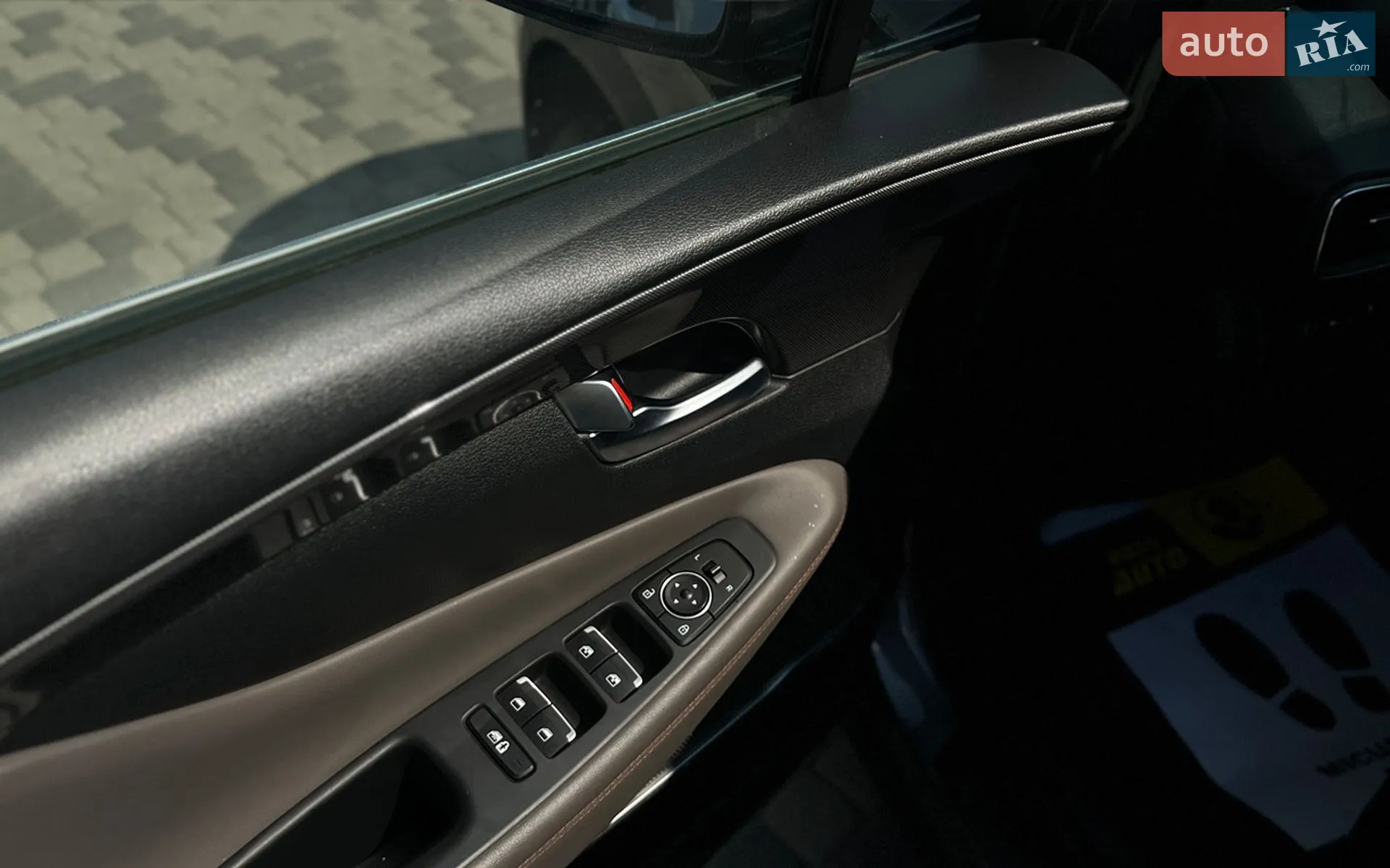 2021 Hyundai Santa Fe - мініатюра 11
