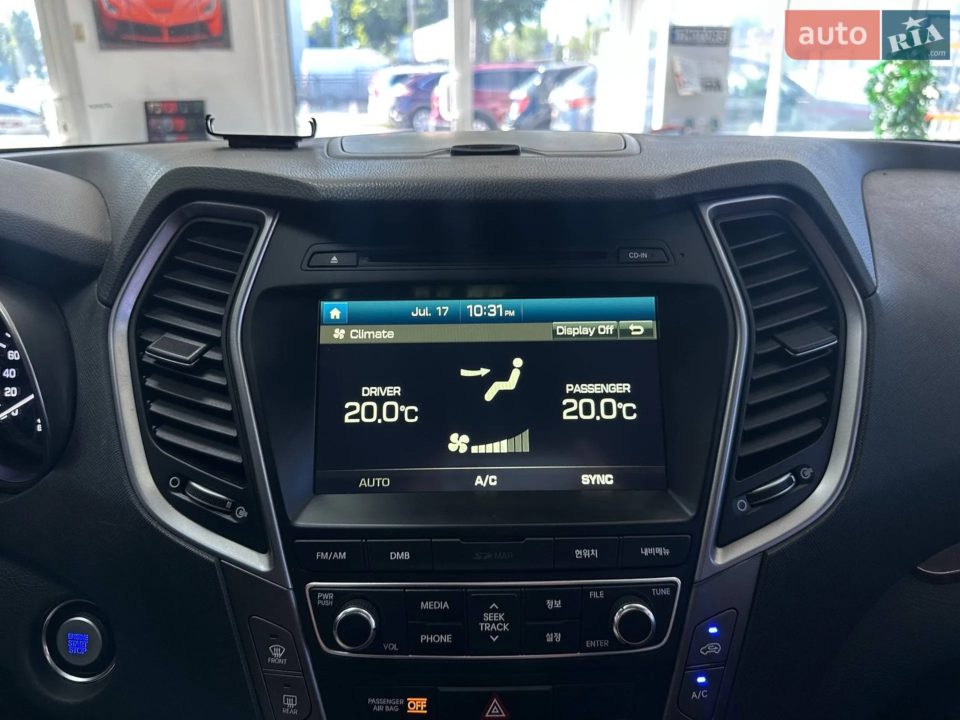 2015 Hyundai Santa Fe - мініатюра 36