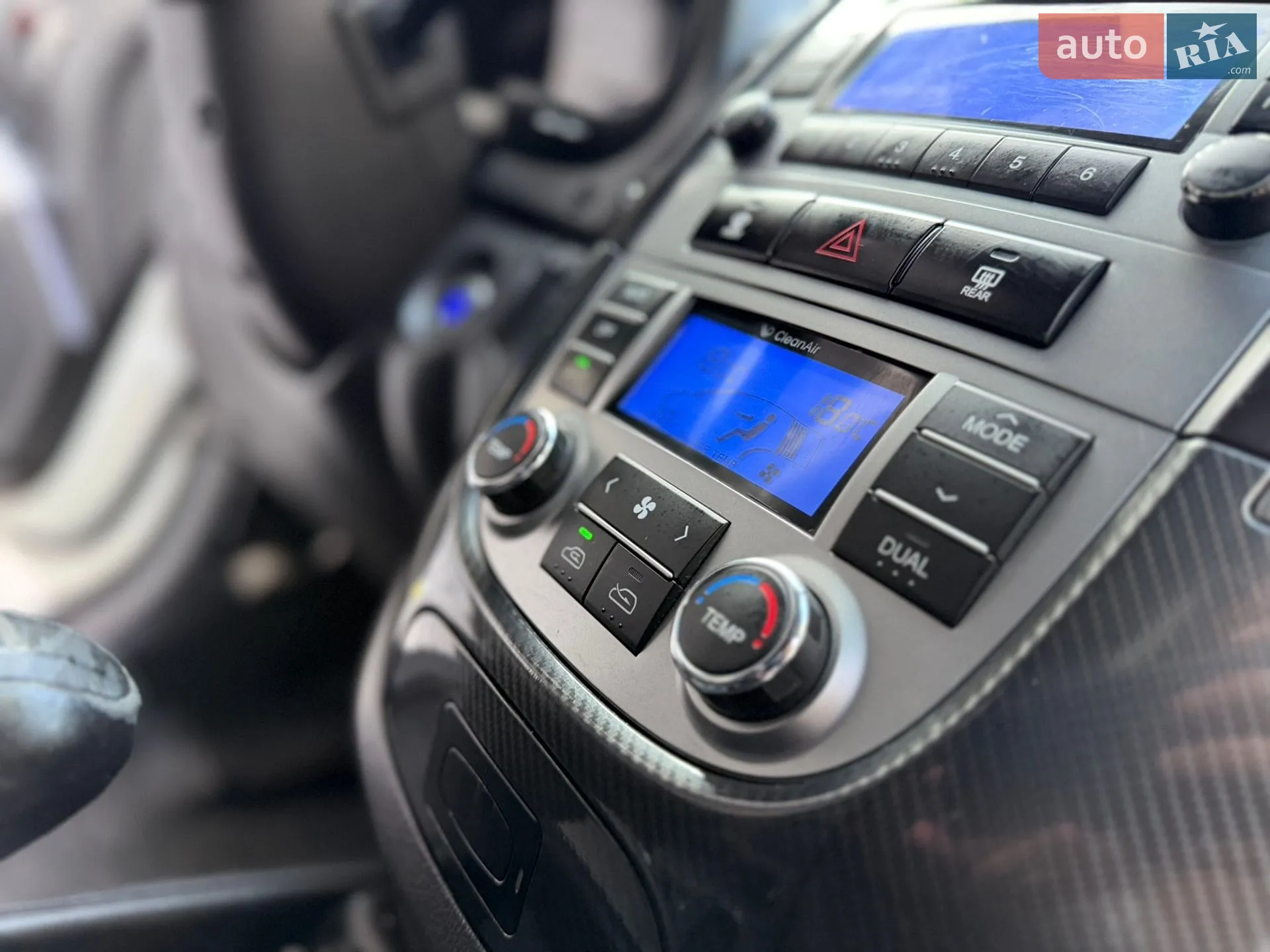 2010 Hyundai Santa Fe - мініатюра 101