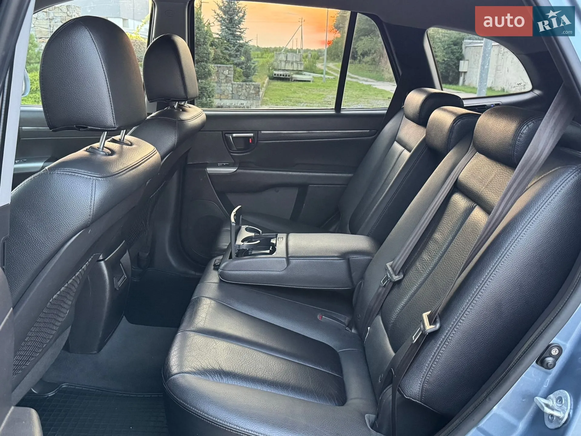 2010 Hyundai Santa Fe - мініатюра 47