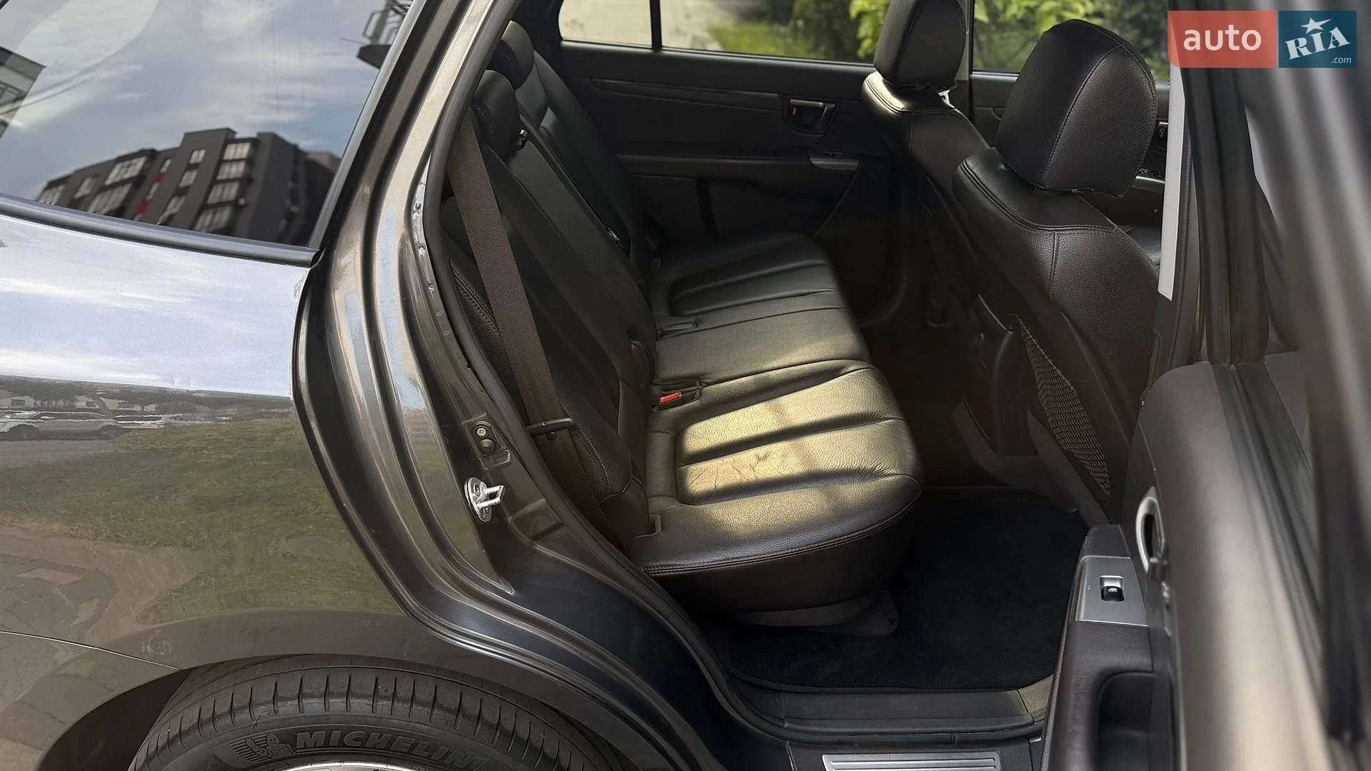 2010 Hyundai Santa Fe - мініатюра 34