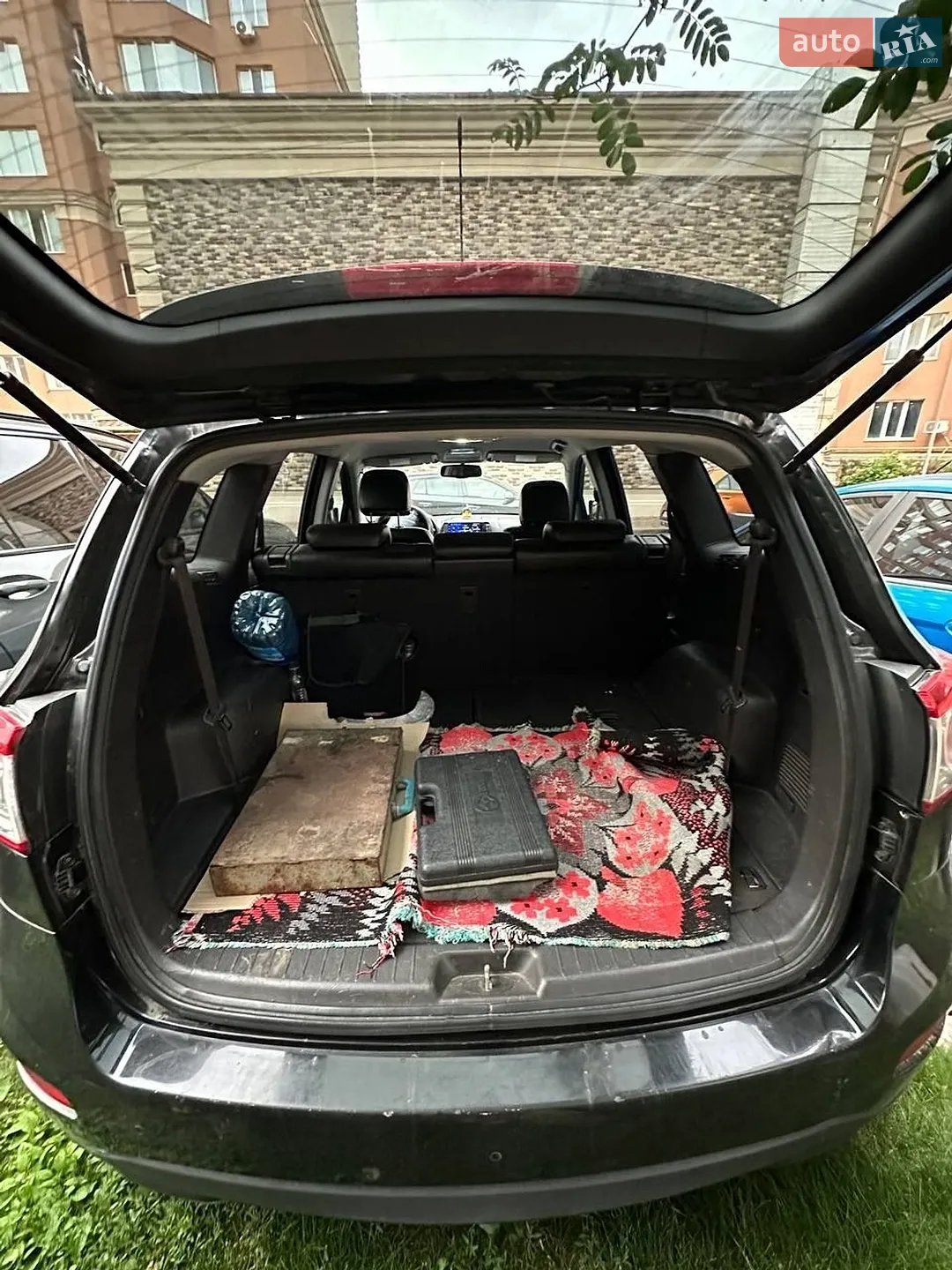 2011 Hyundai Santa Fe - мініатюра 8