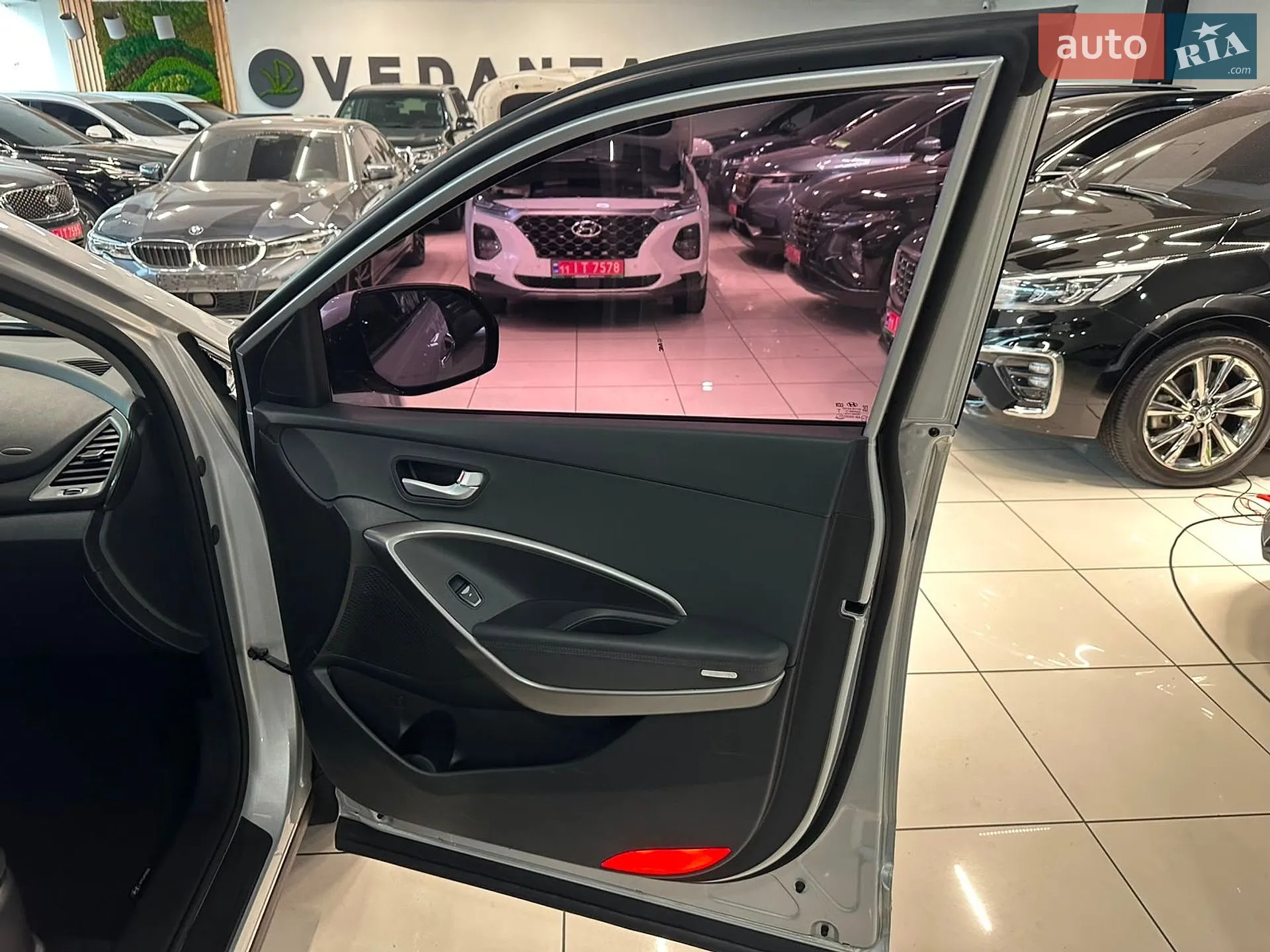 2016 Hyundai Santa Fe - мініатюра 16
