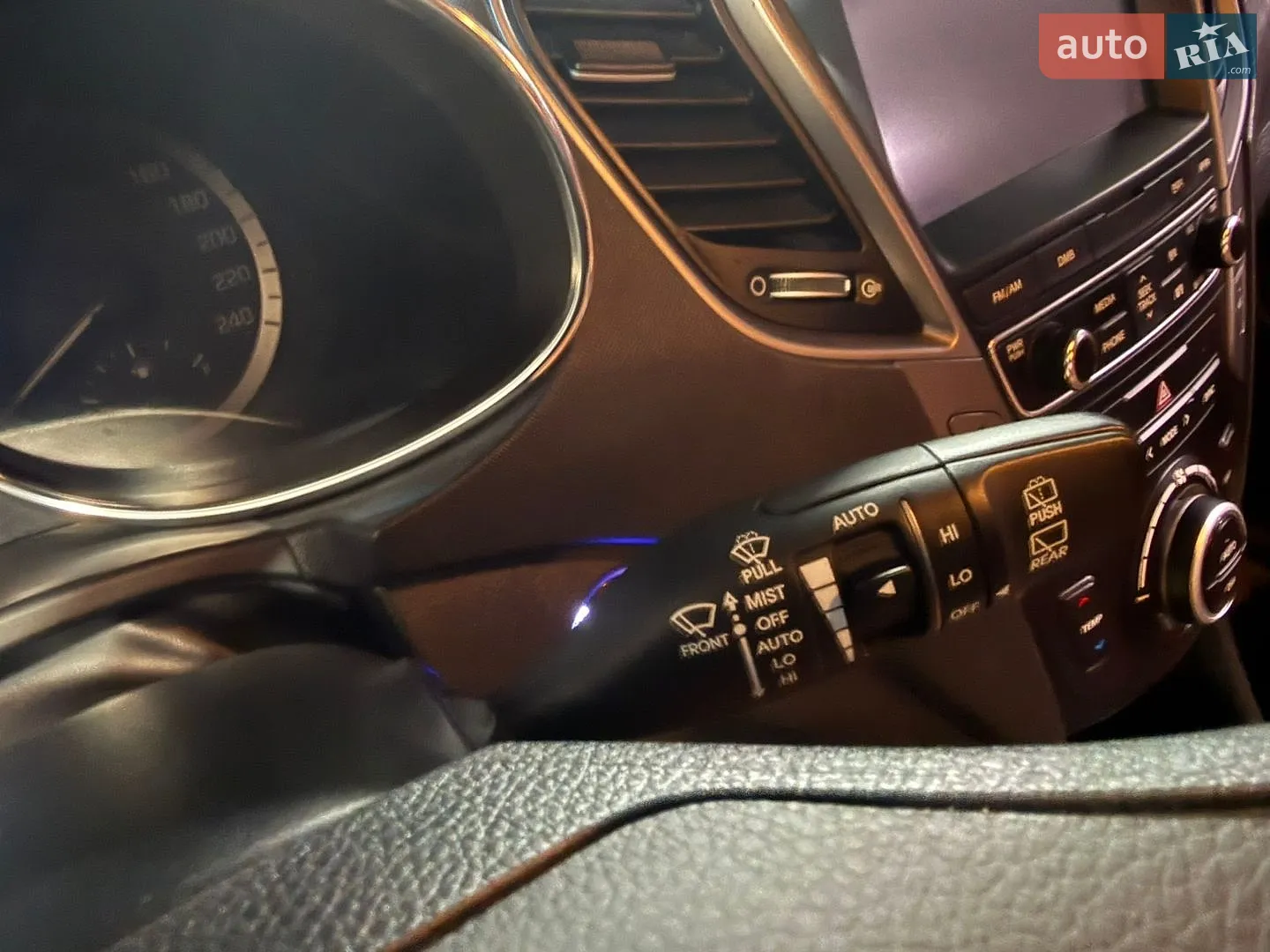2015 Hyundai Santa Fe - мініатюра 14