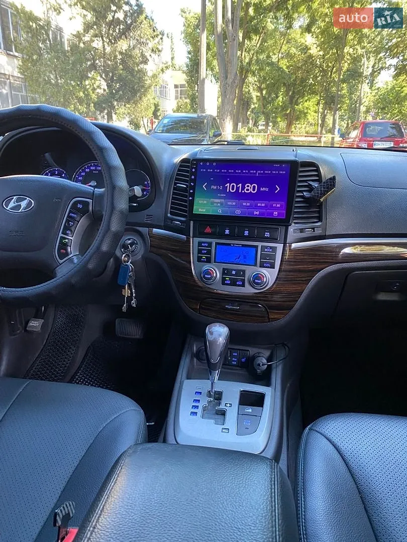 2011 Hyundai Santa Fe - мініатюра 22