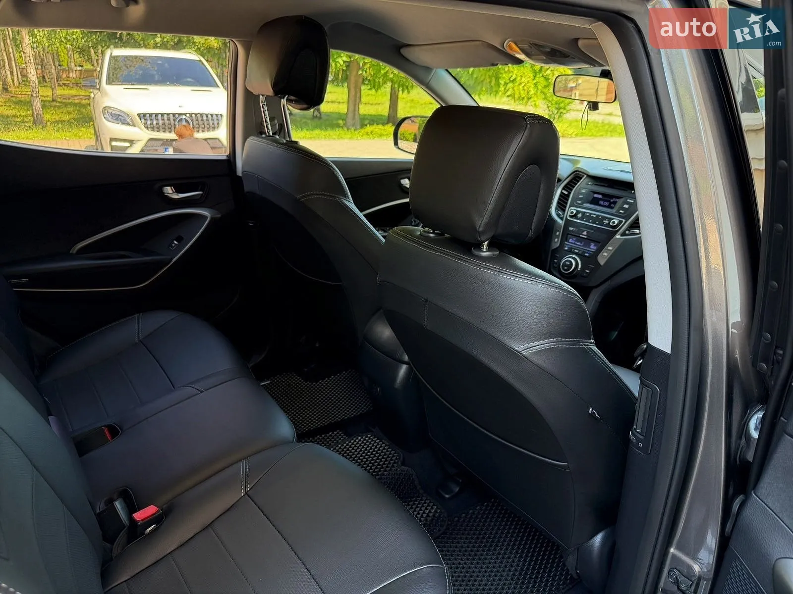 2016 Hyundai Santa Fe - мініатюра 10